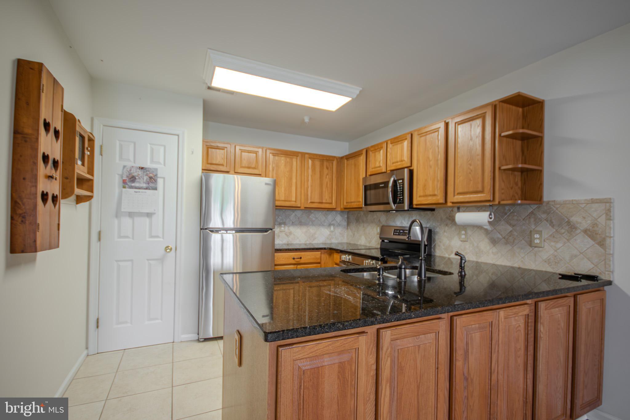 AVALON RETIREMENT COMM - Residential