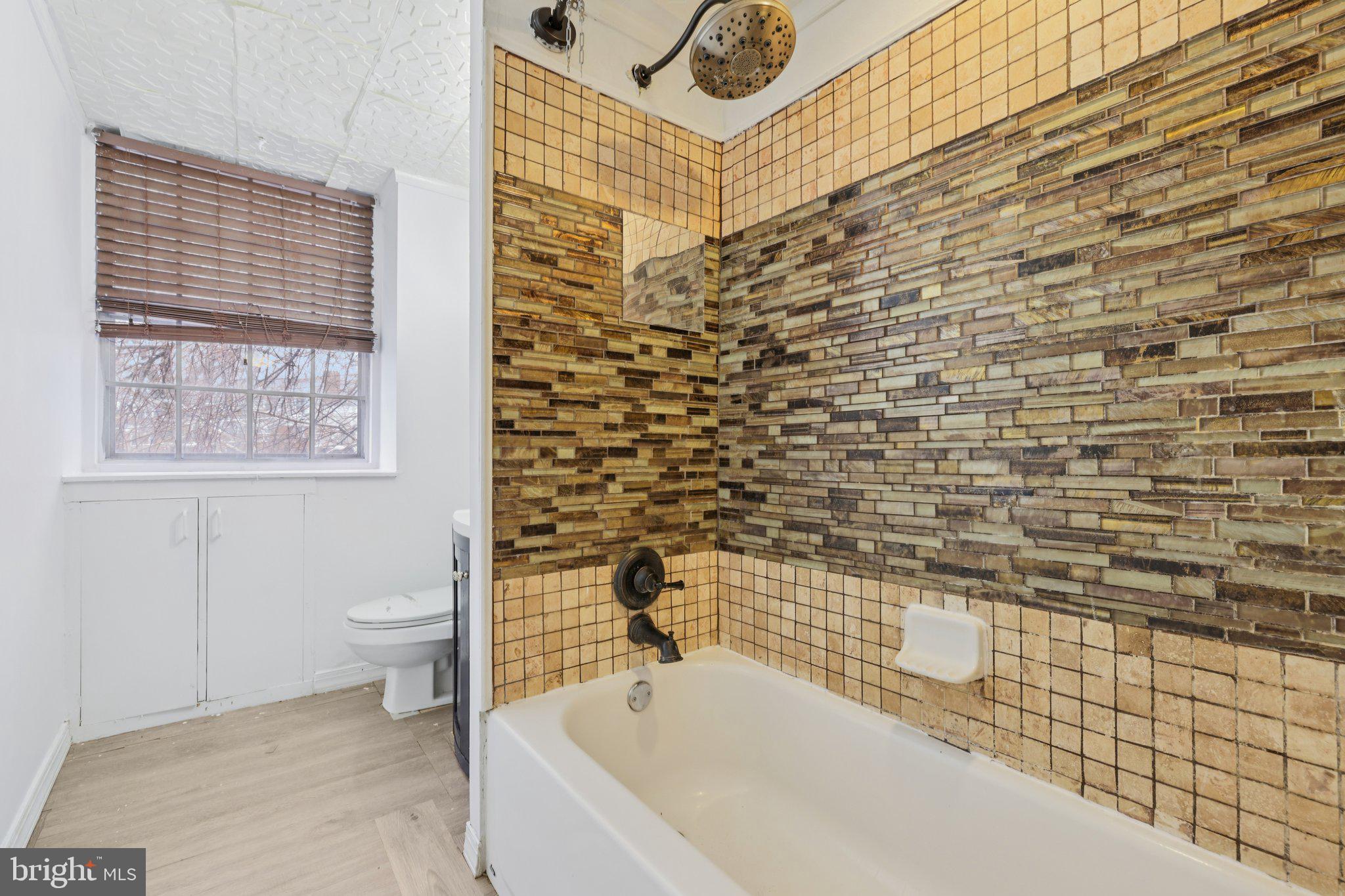 LOCH GLEN - Residential