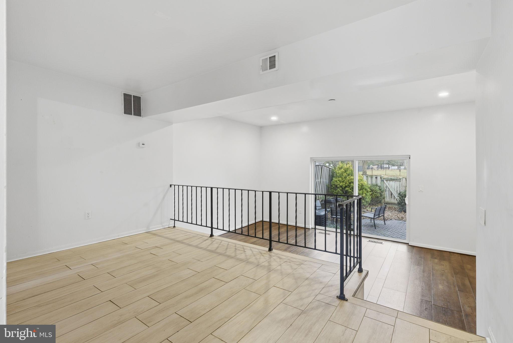 11072 BERRYPICK LANE