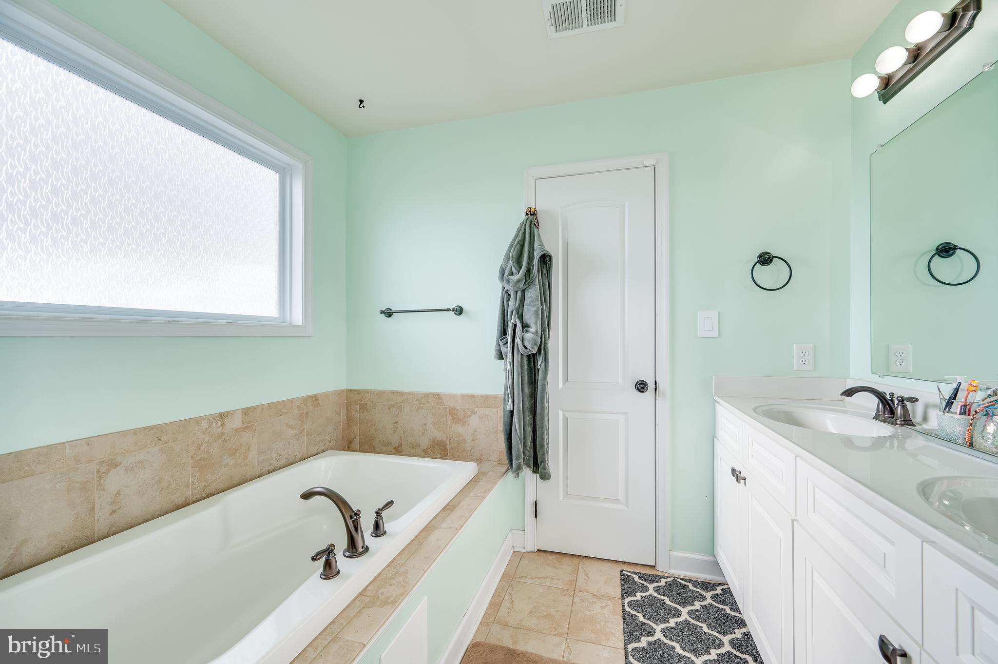 NORTH RIDGE - Residential