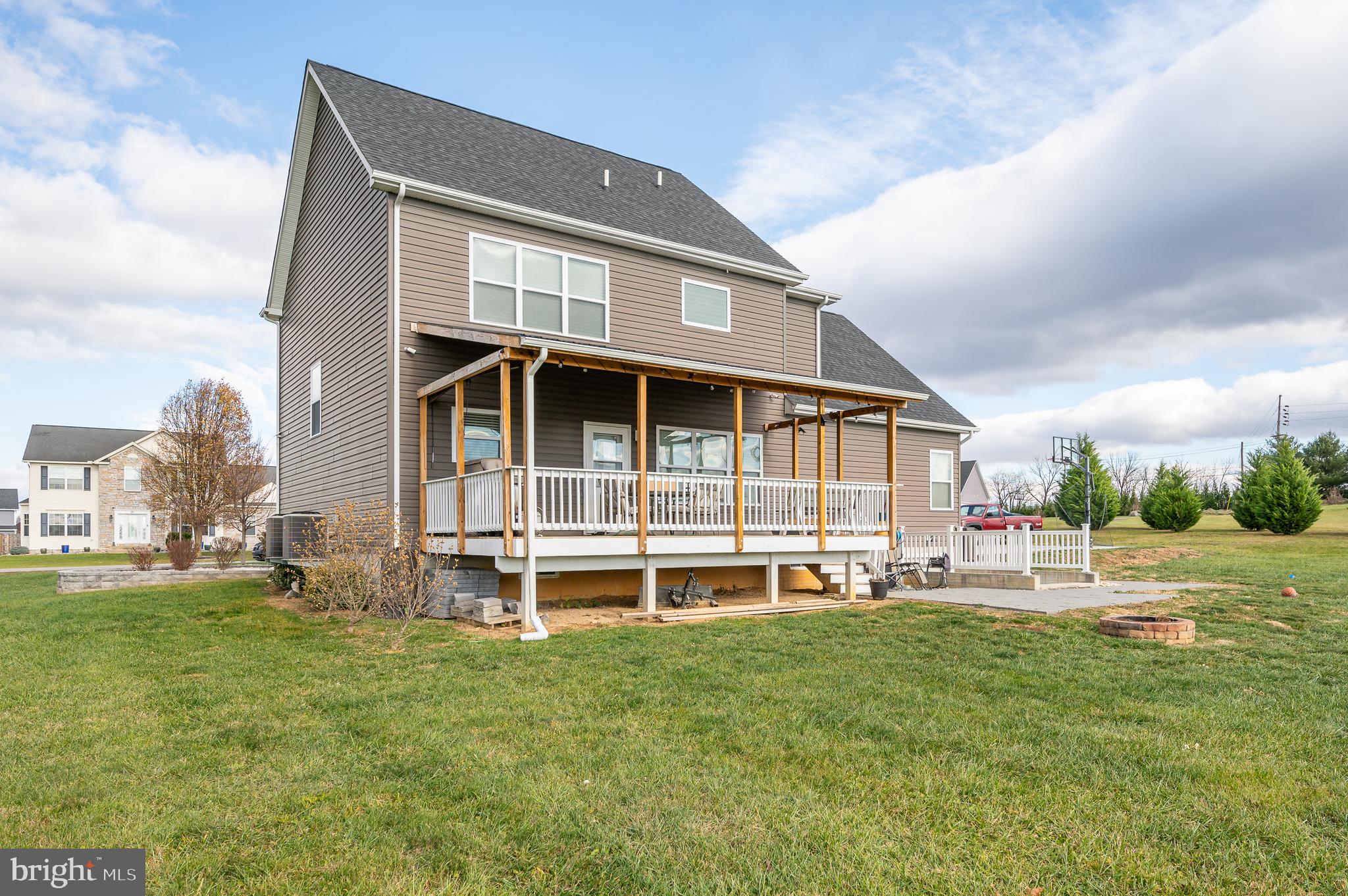 NORTH RIDGE - Residential