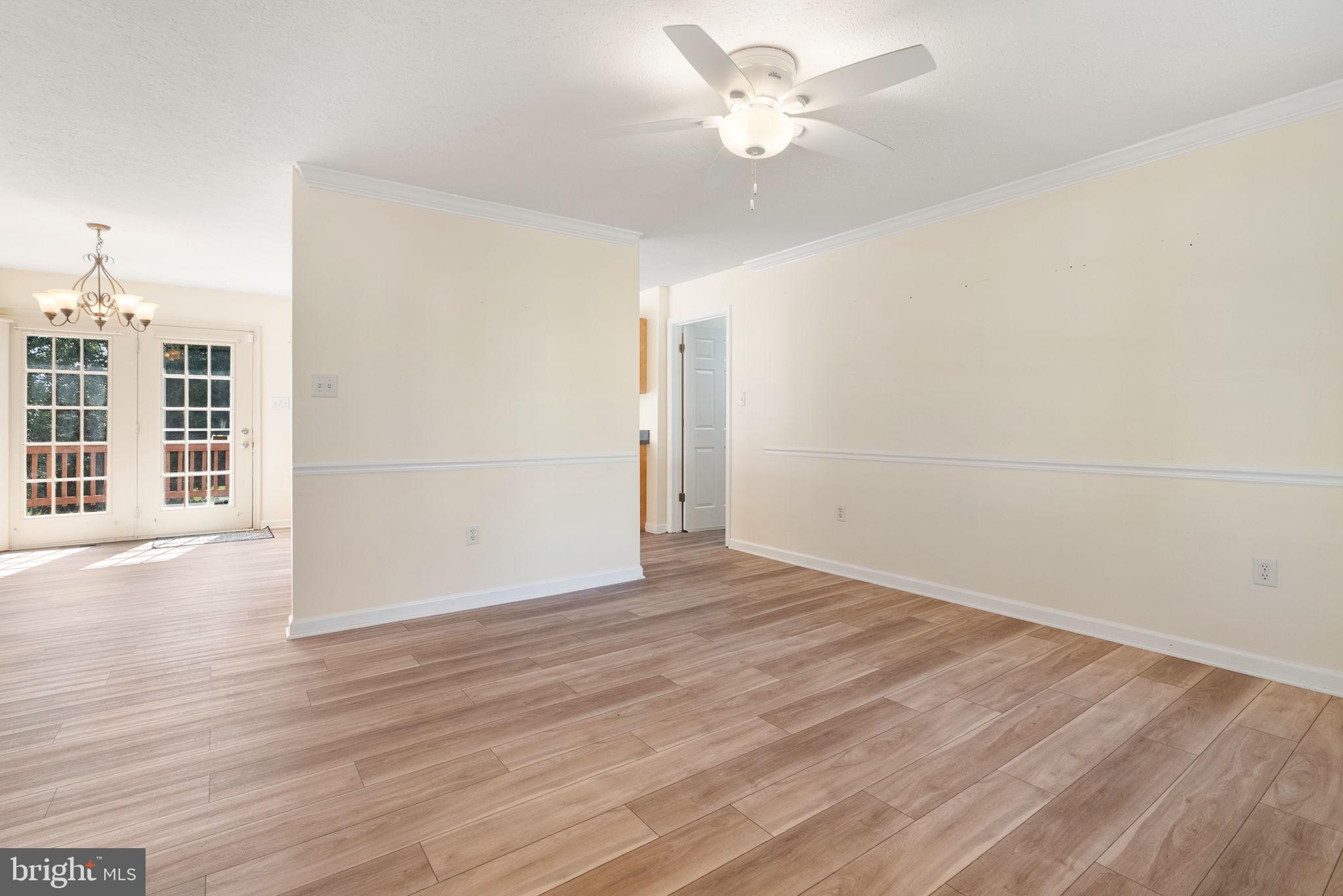 BRIAR RUN - Residential