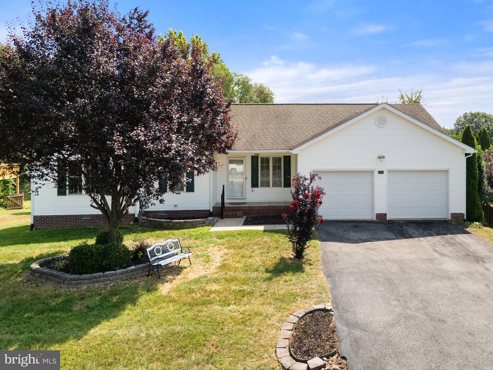 BRIAR RUN - Residential