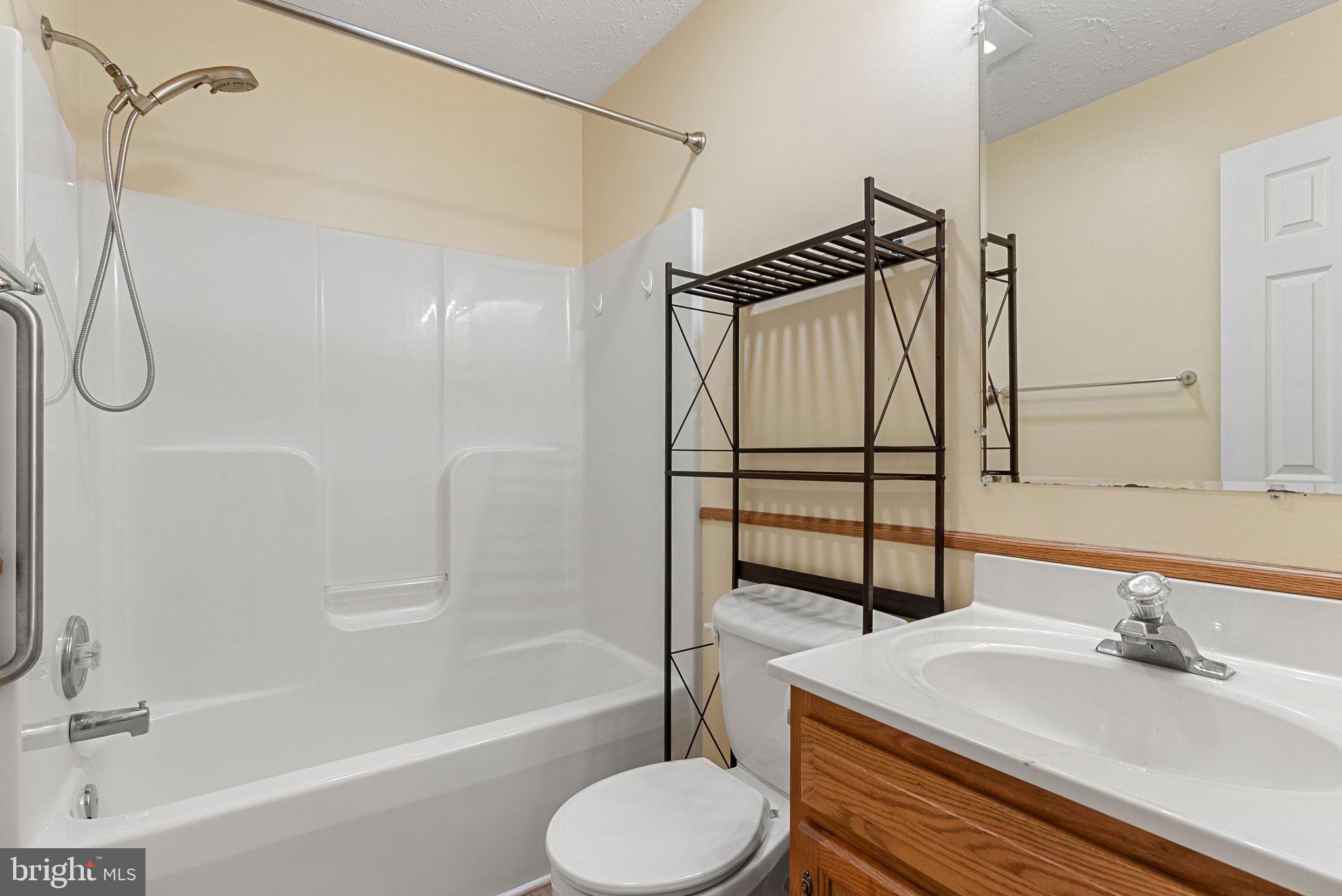 BRIAR RUN - Residential