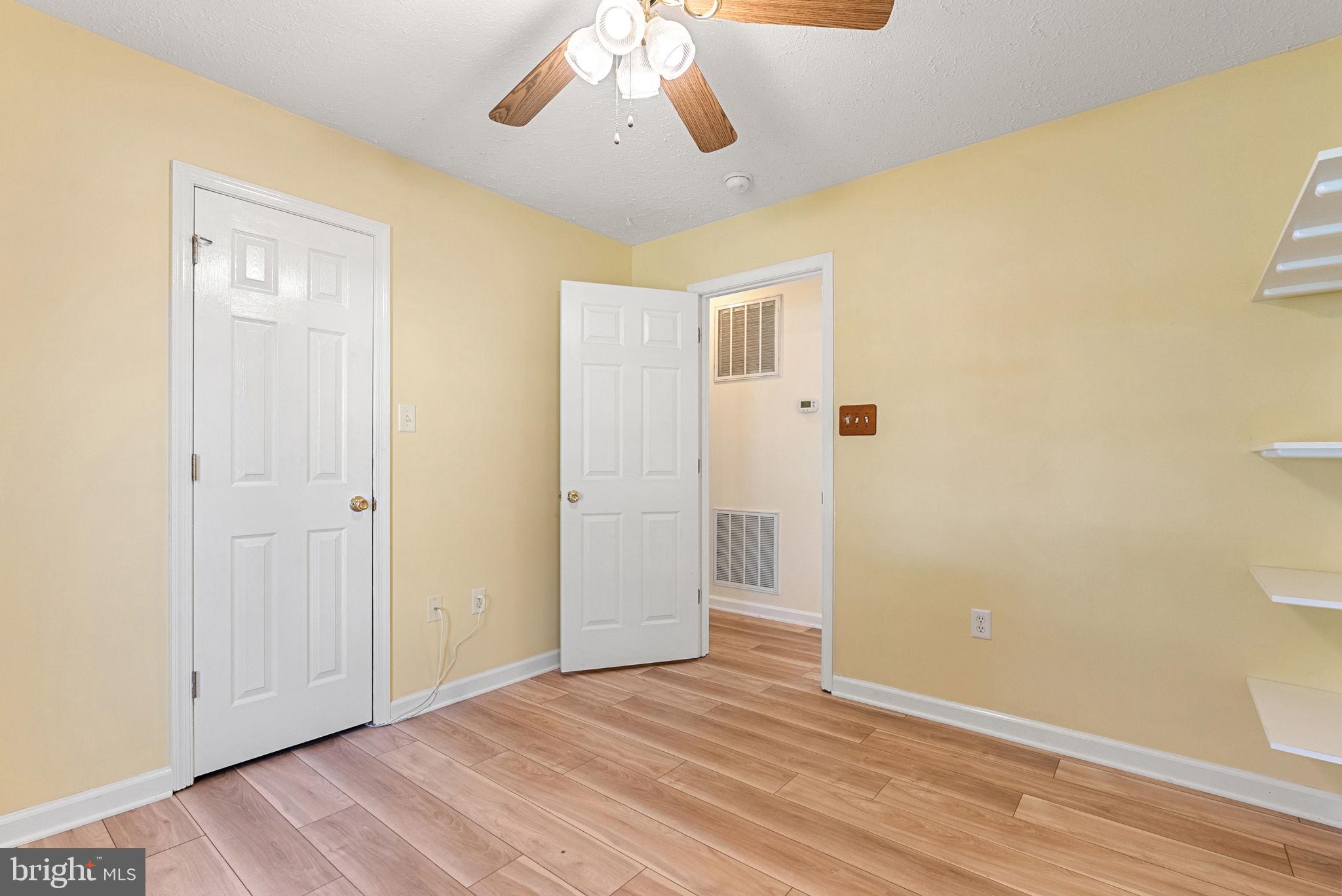 BRIAR RUN - Residential