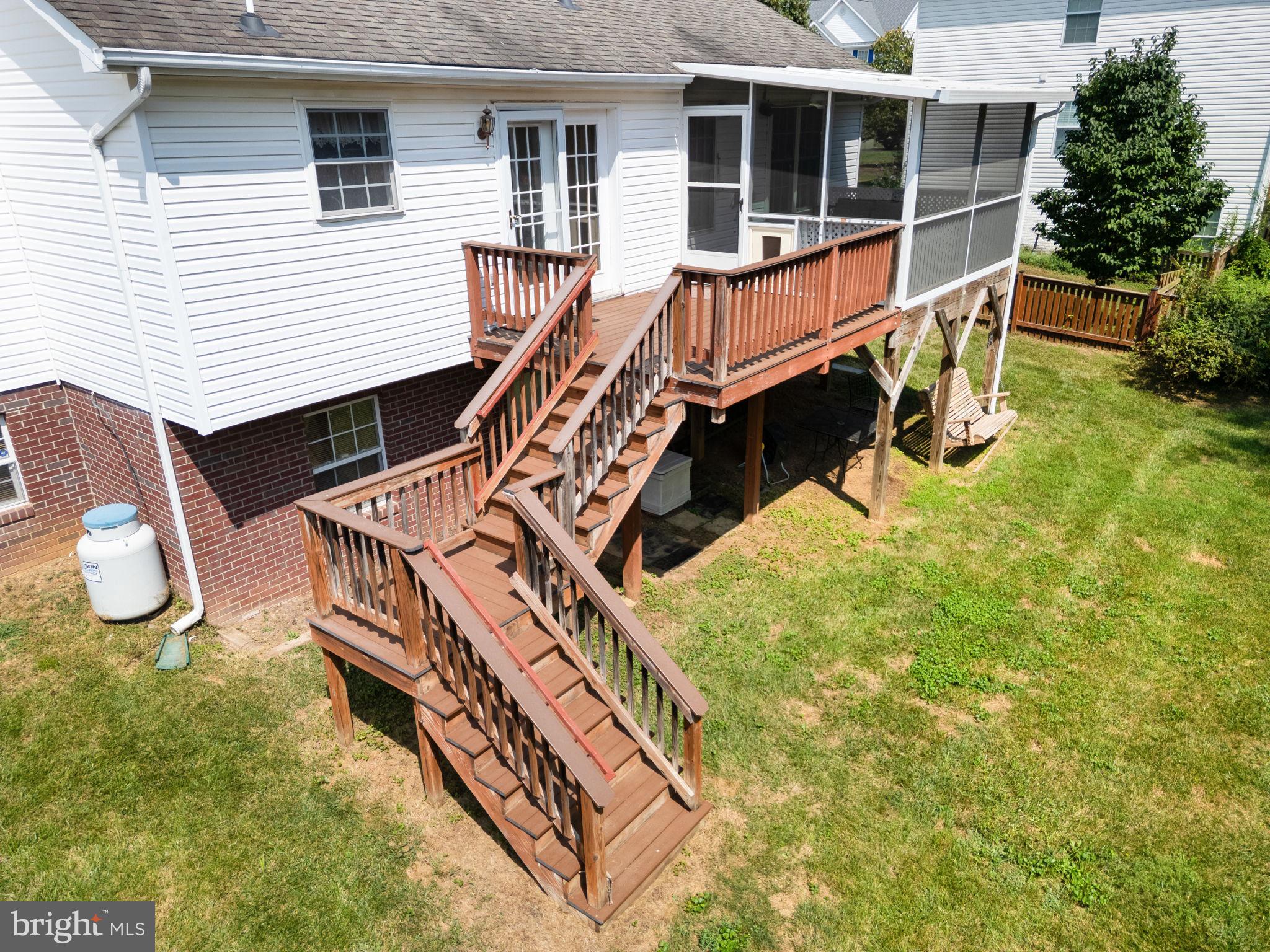 BRIAR RUN - Residential