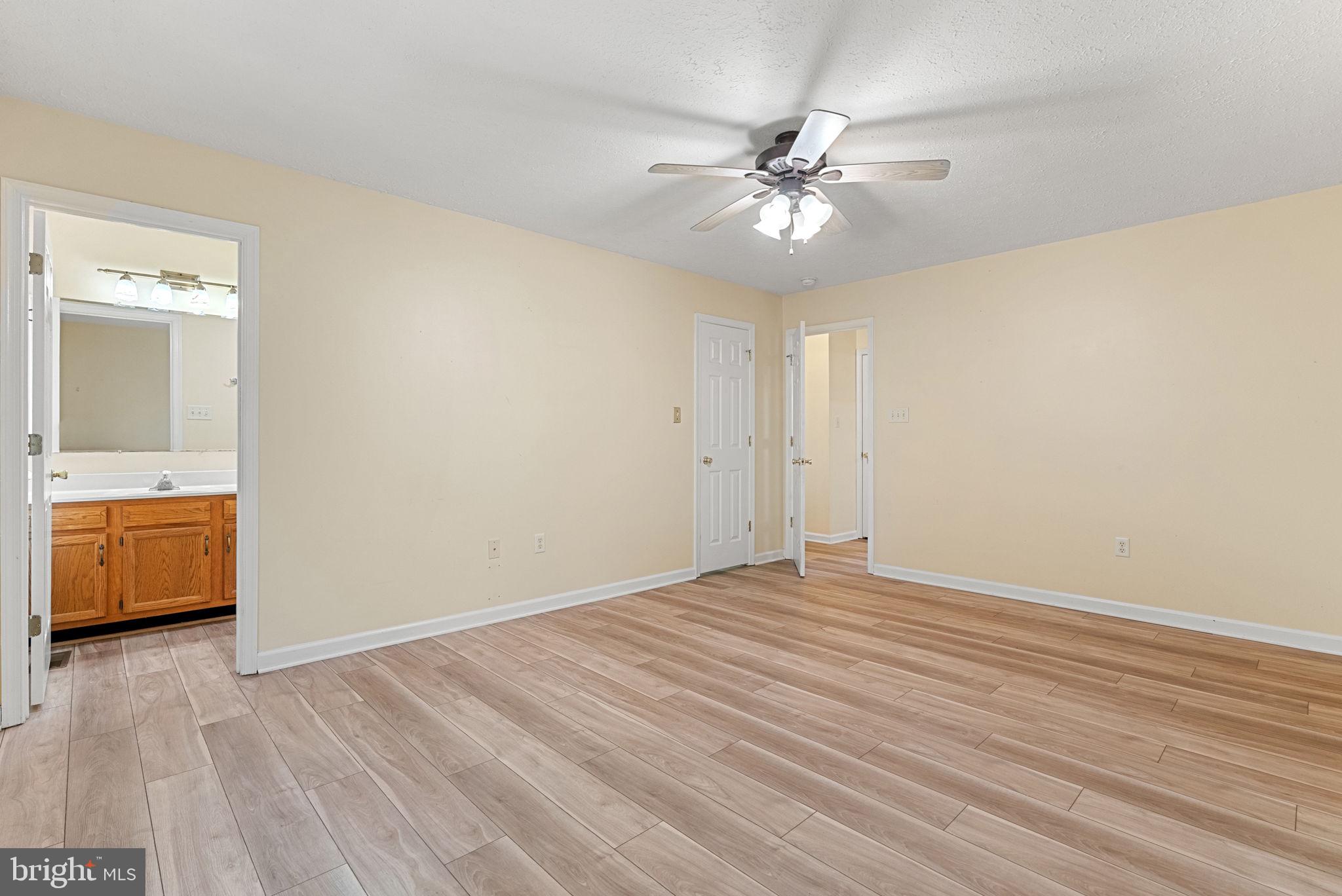 BRIAR RUN - Residential