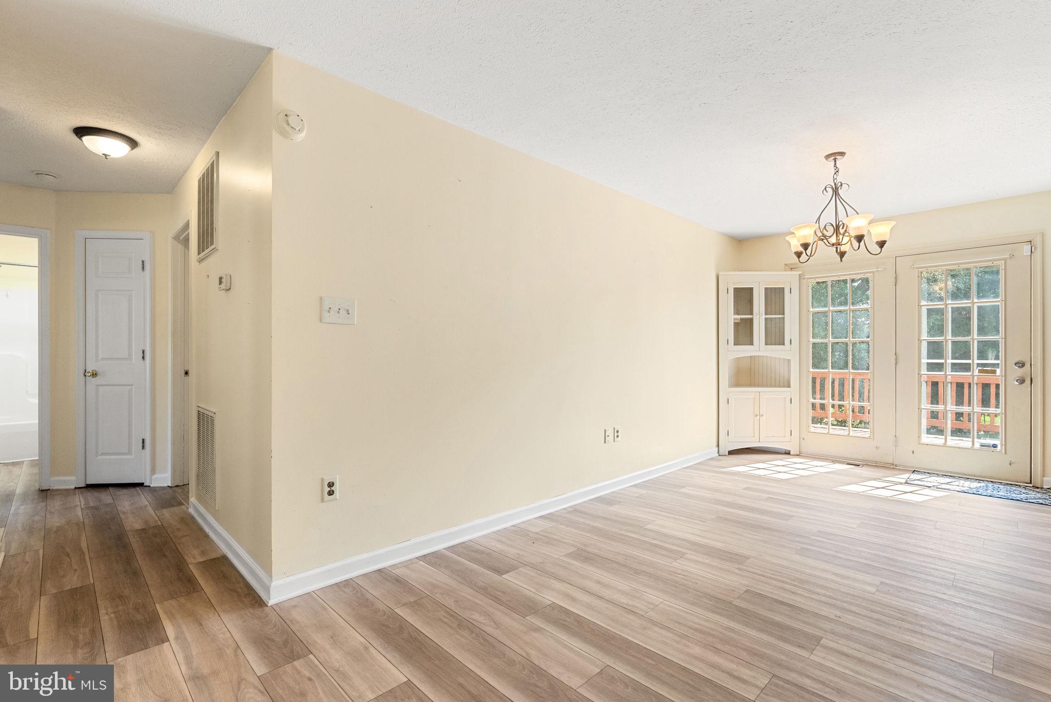 BRIAR RUN - Residential