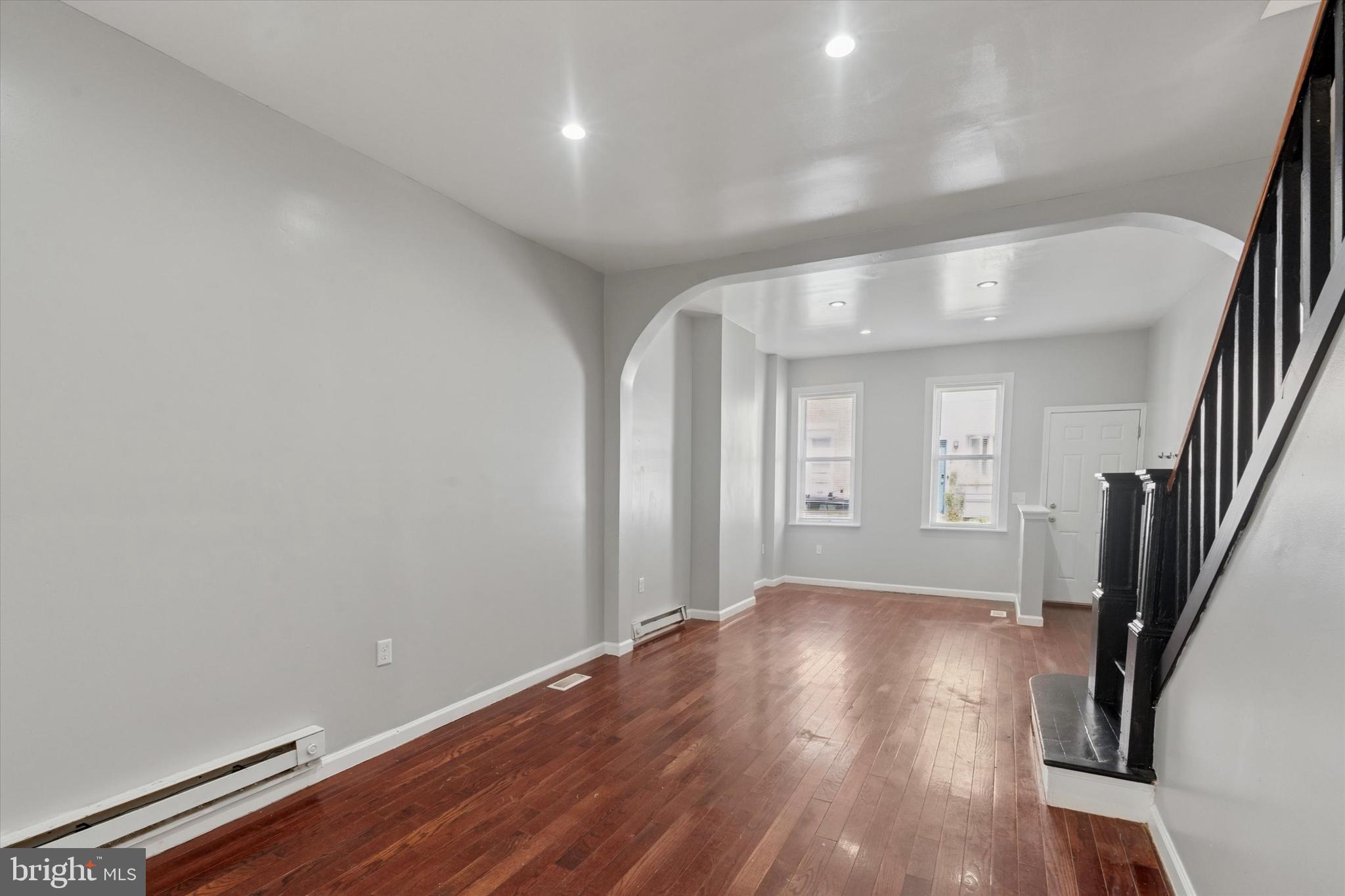 POINT BREEZE - Residential