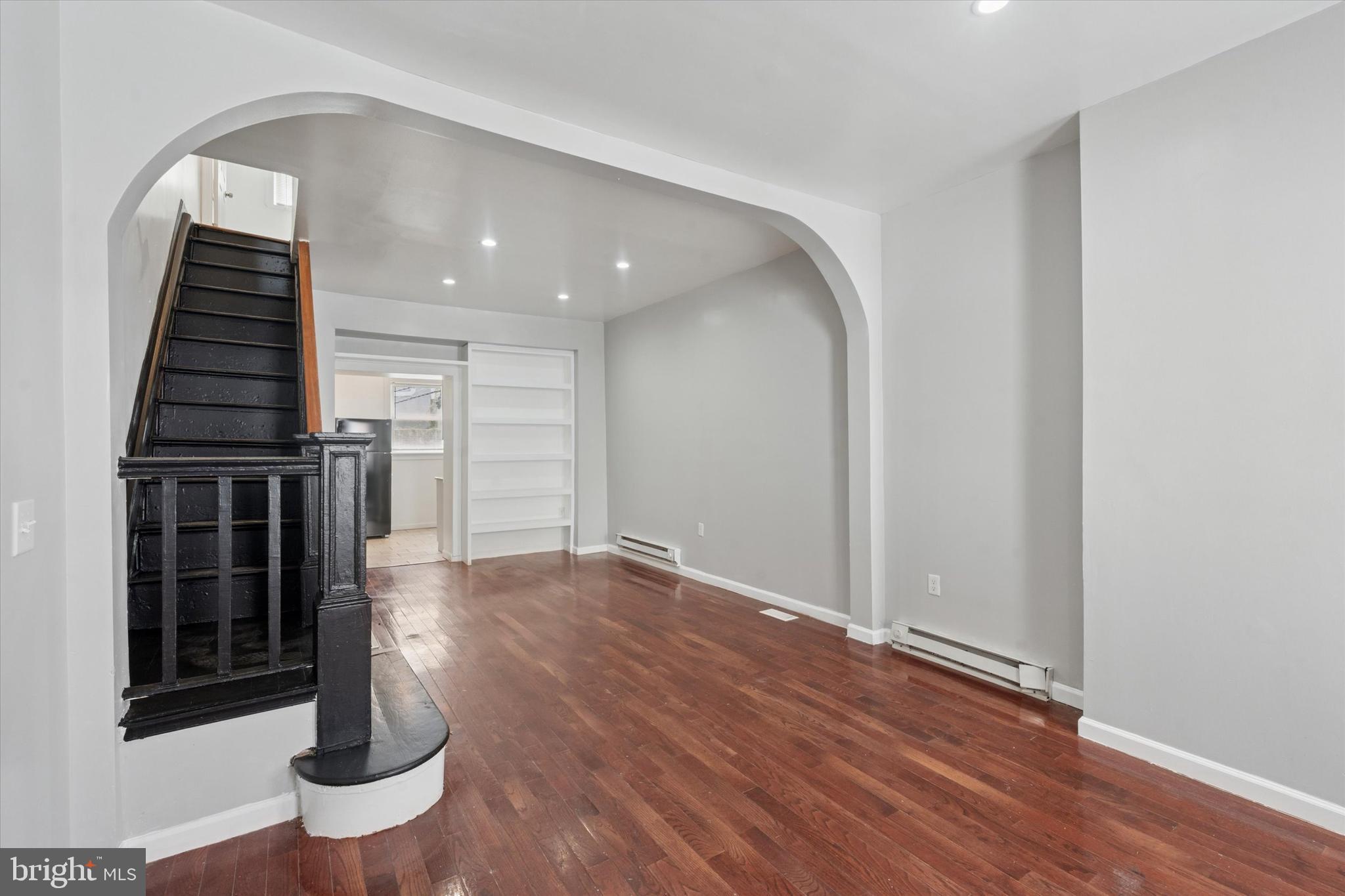 POINT BREEZE - Residential