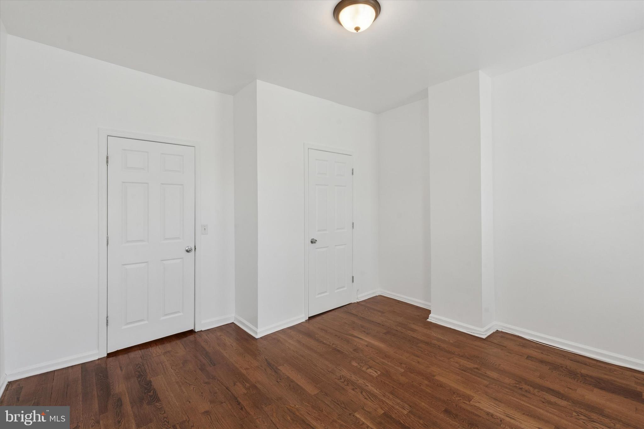 POINT BREEZE - Residential