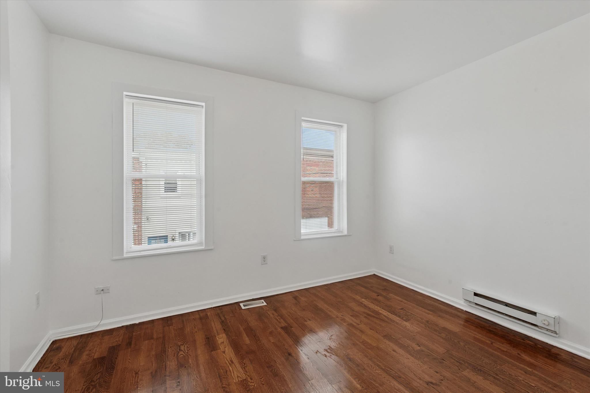 POINT BREEZE - Residential