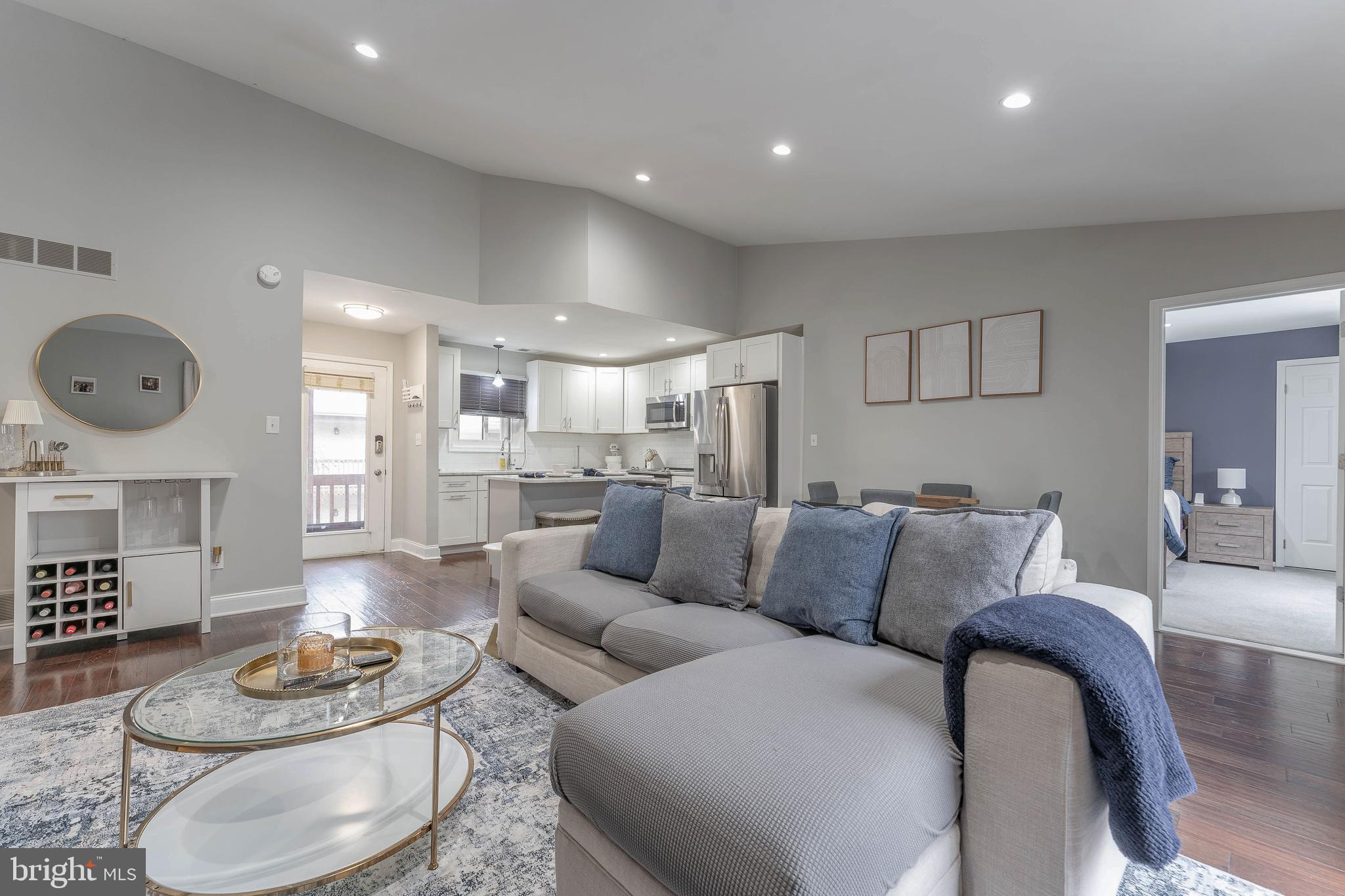 RUNNYMEADE FARMS - Residential