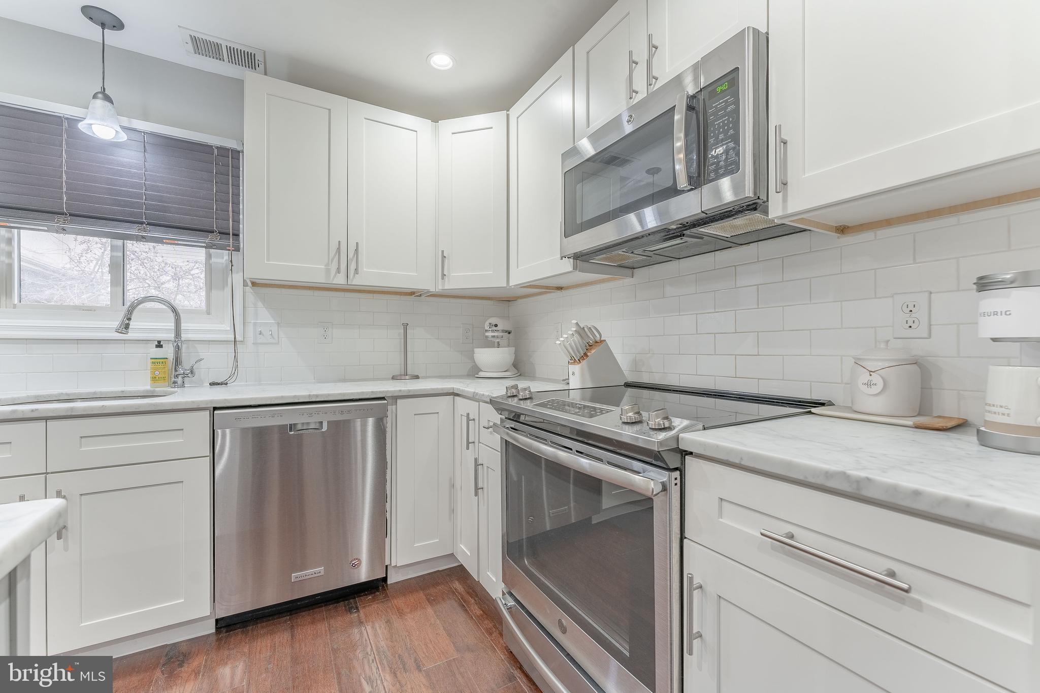 RUNNYMEADE FARMS - Residential