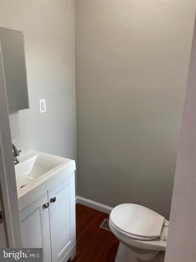 2831 ARAMINGO AVENUE