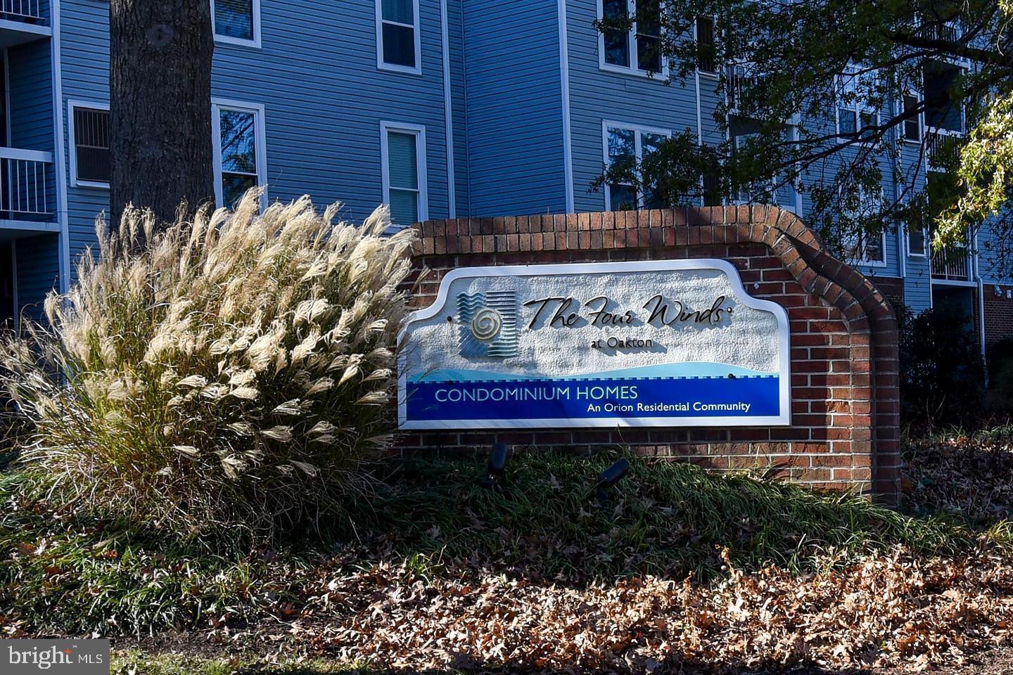 FOUR WINDS AT OAKTON - Residential