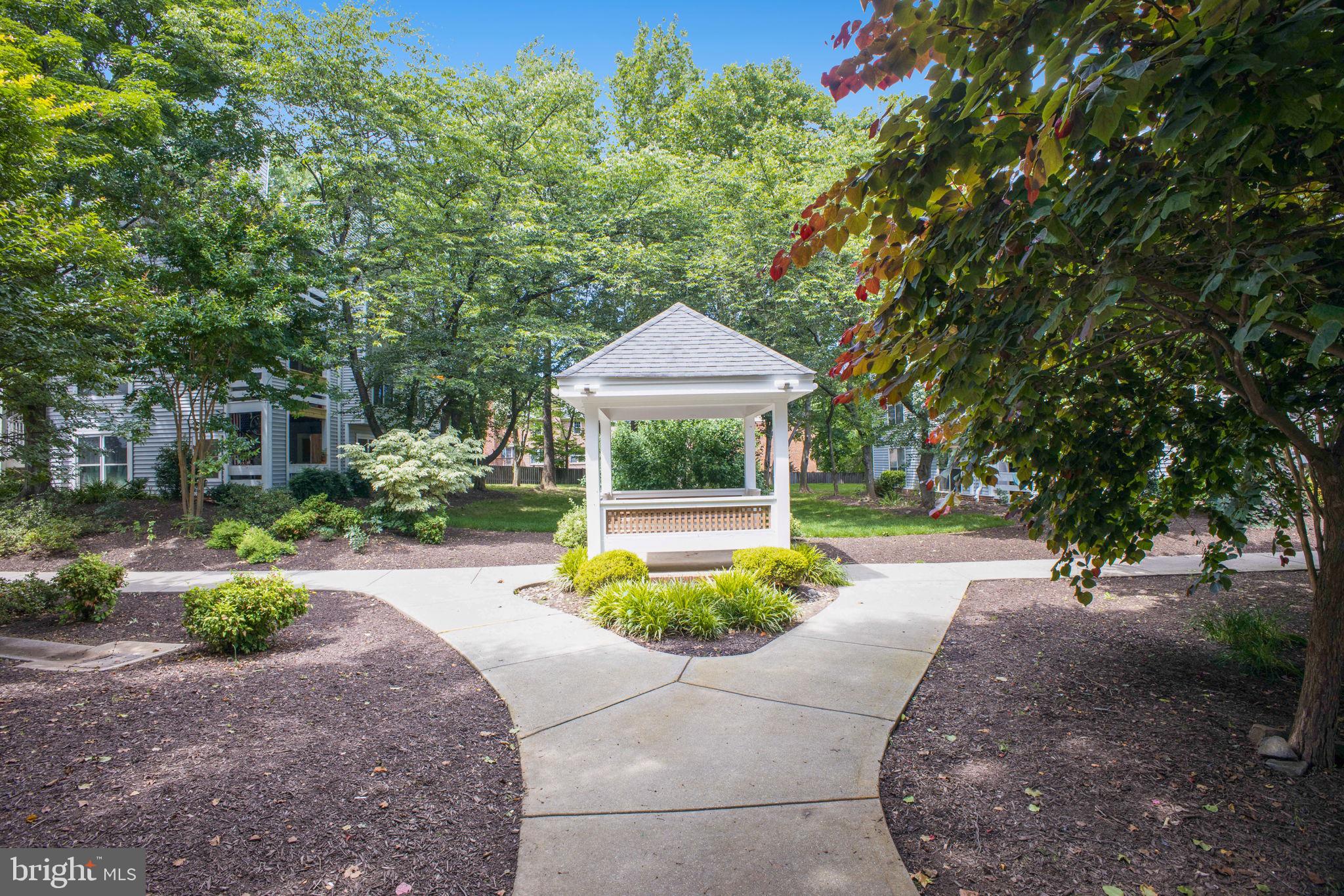 FOUR WINDS AT OAKTON - Residential