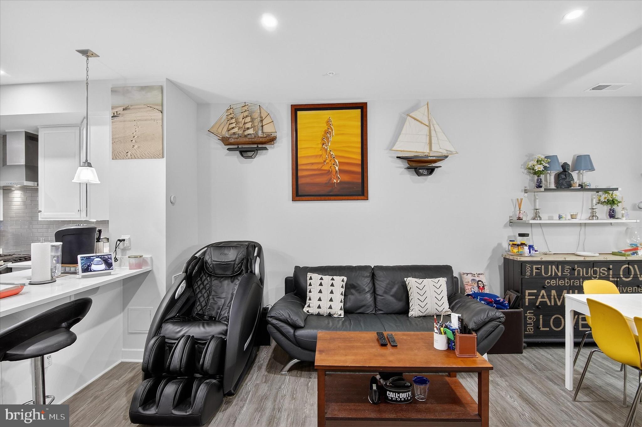 ARCOLA TOWN CENTER CONDO - Residential