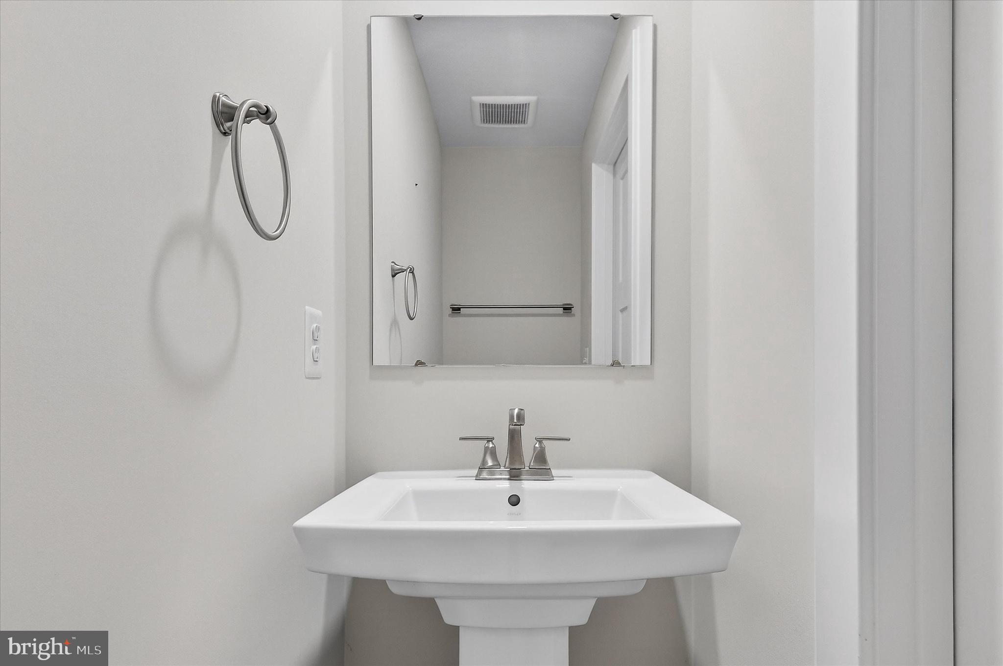 ARCOLA TOWN CENTER CONDO - Residential