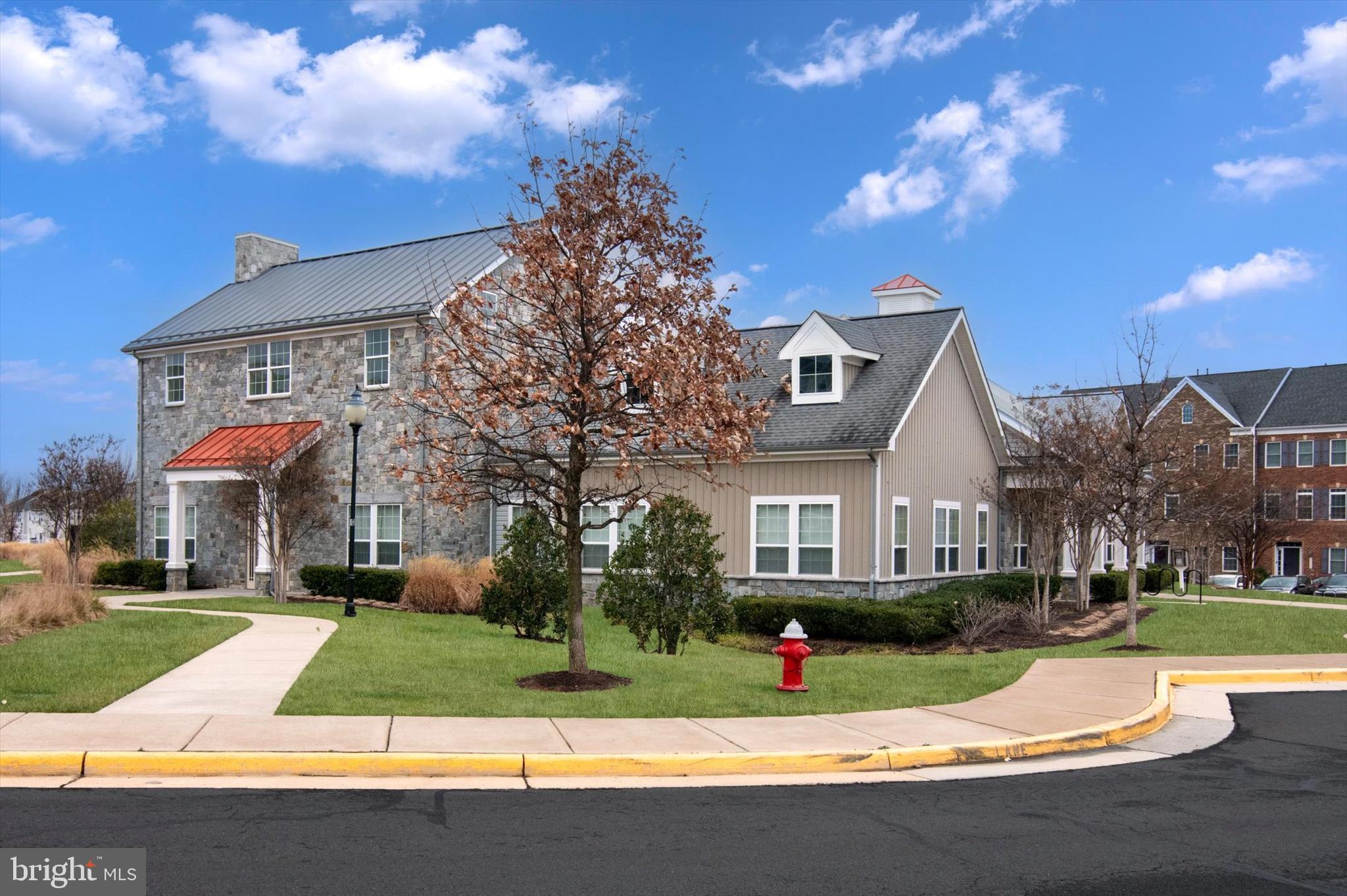 ARCOLA TOWN CENTER CONDO - Residential