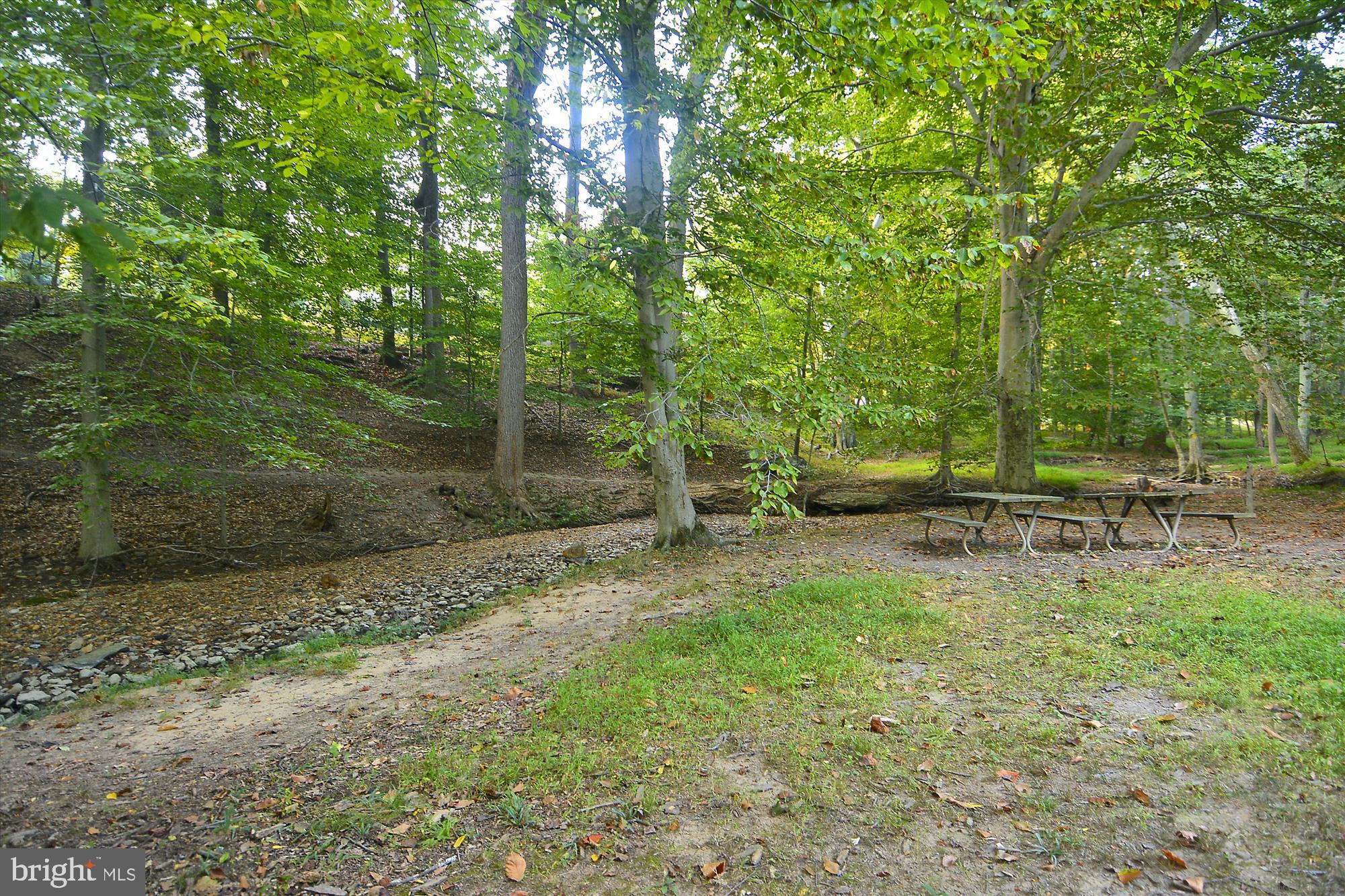 NORBECK ESTATES - Residential