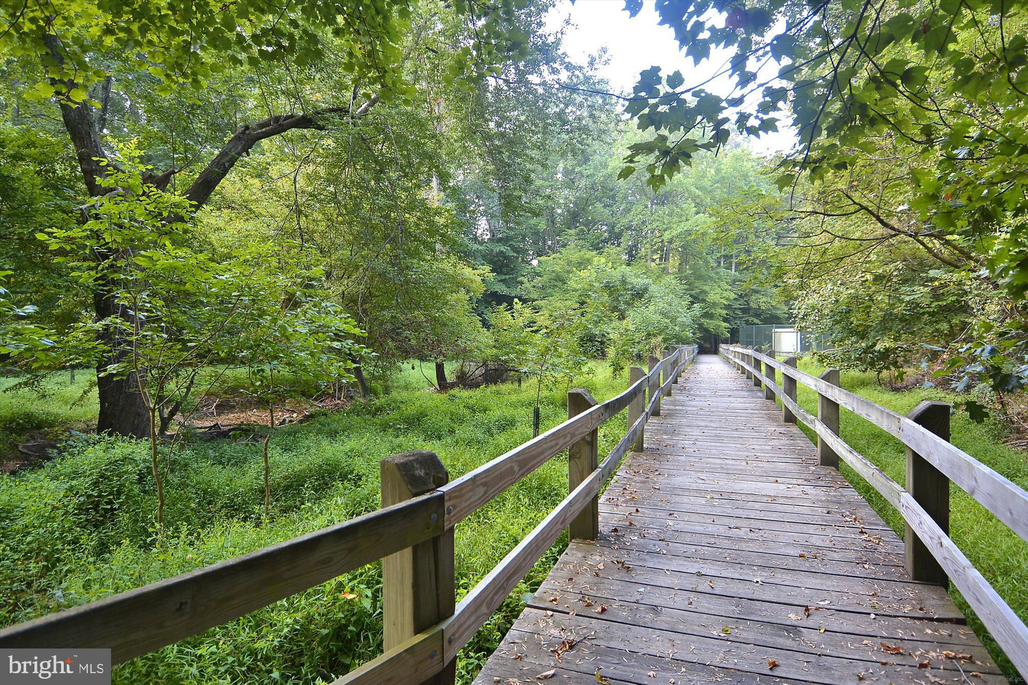 NORBECK ESTATES - Residential