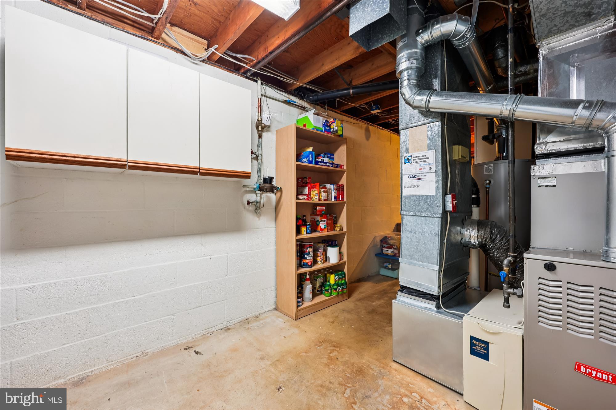 NORBECK ESTATES - Residential