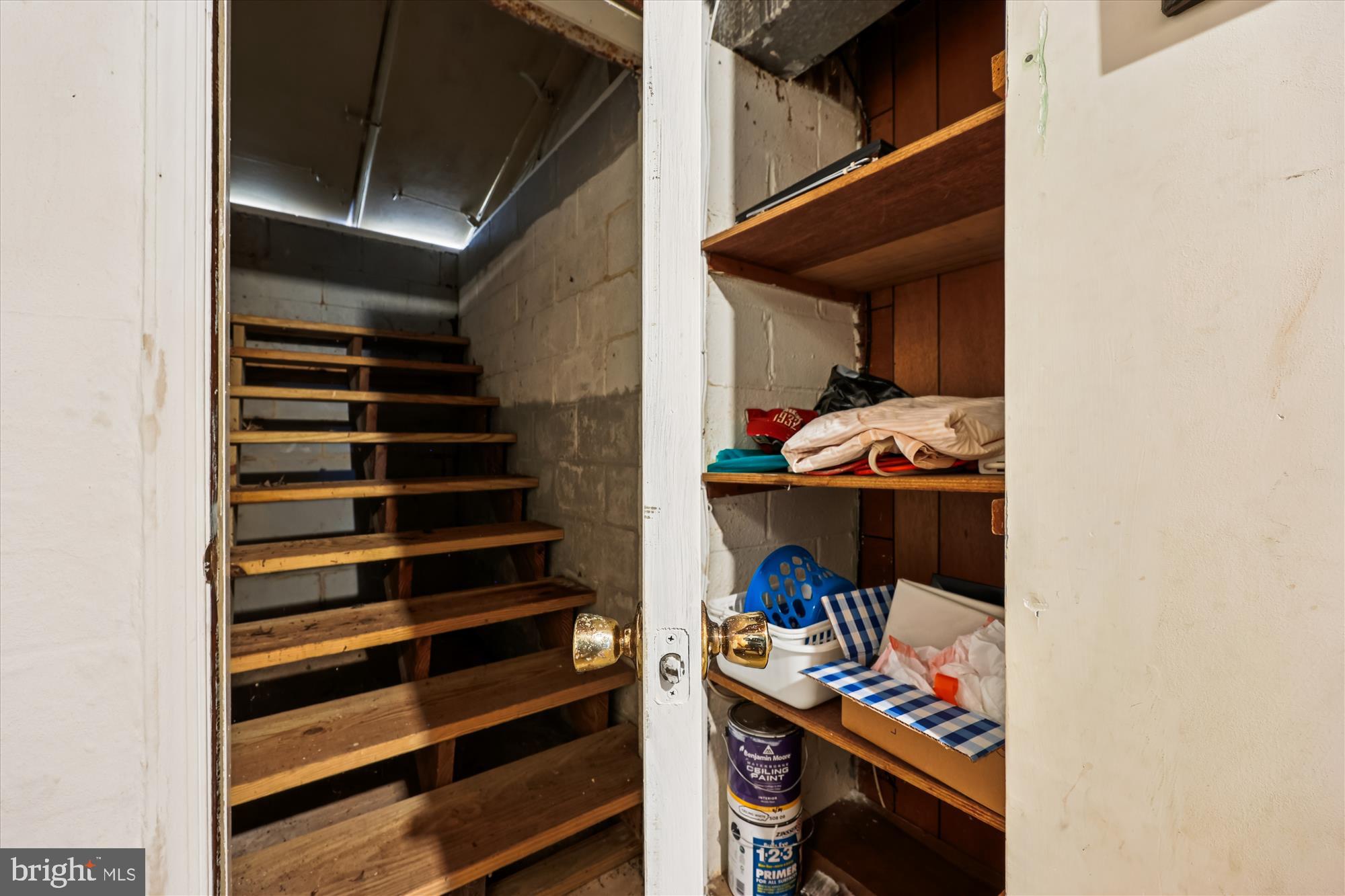 NORBECK ESTATES - Residential