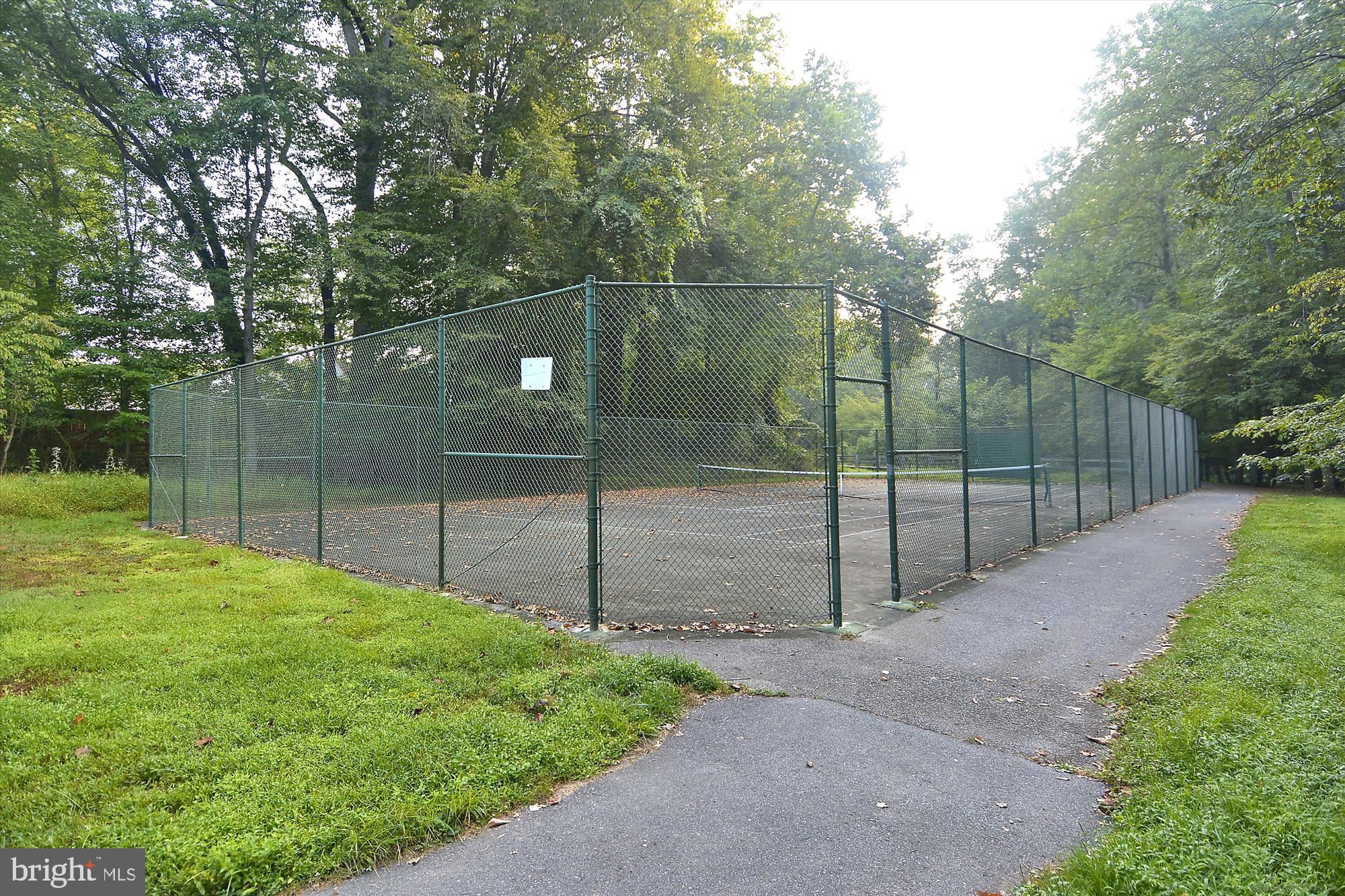 NORBECK ESTATES - Residential