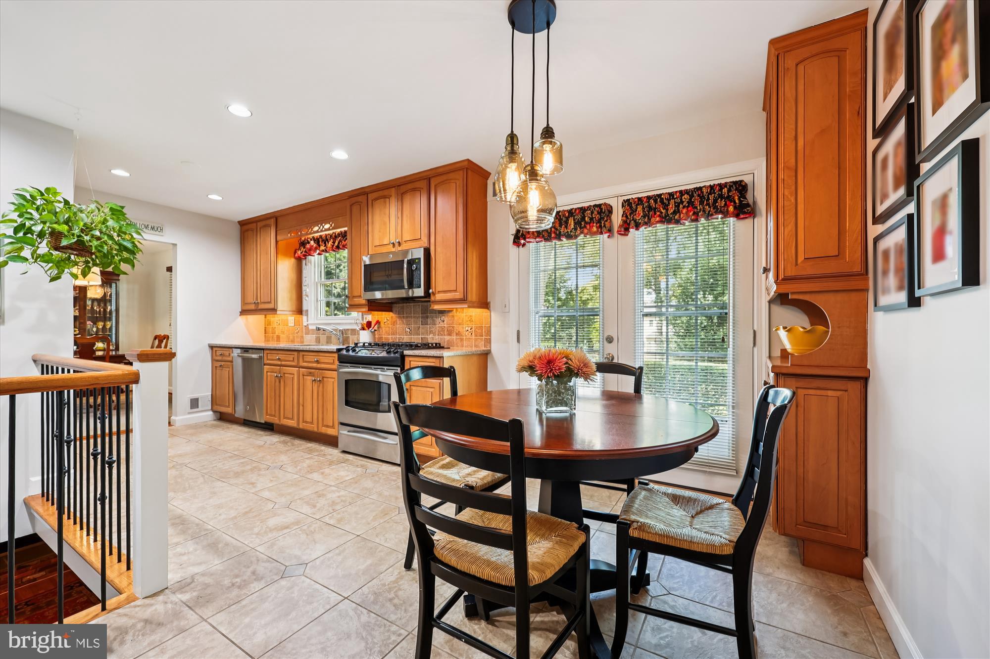 NORBECK ESTATES - Residential