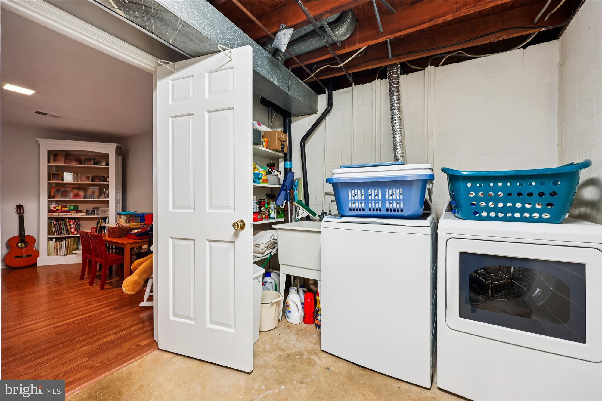 NORBECK ESTATES - Residential