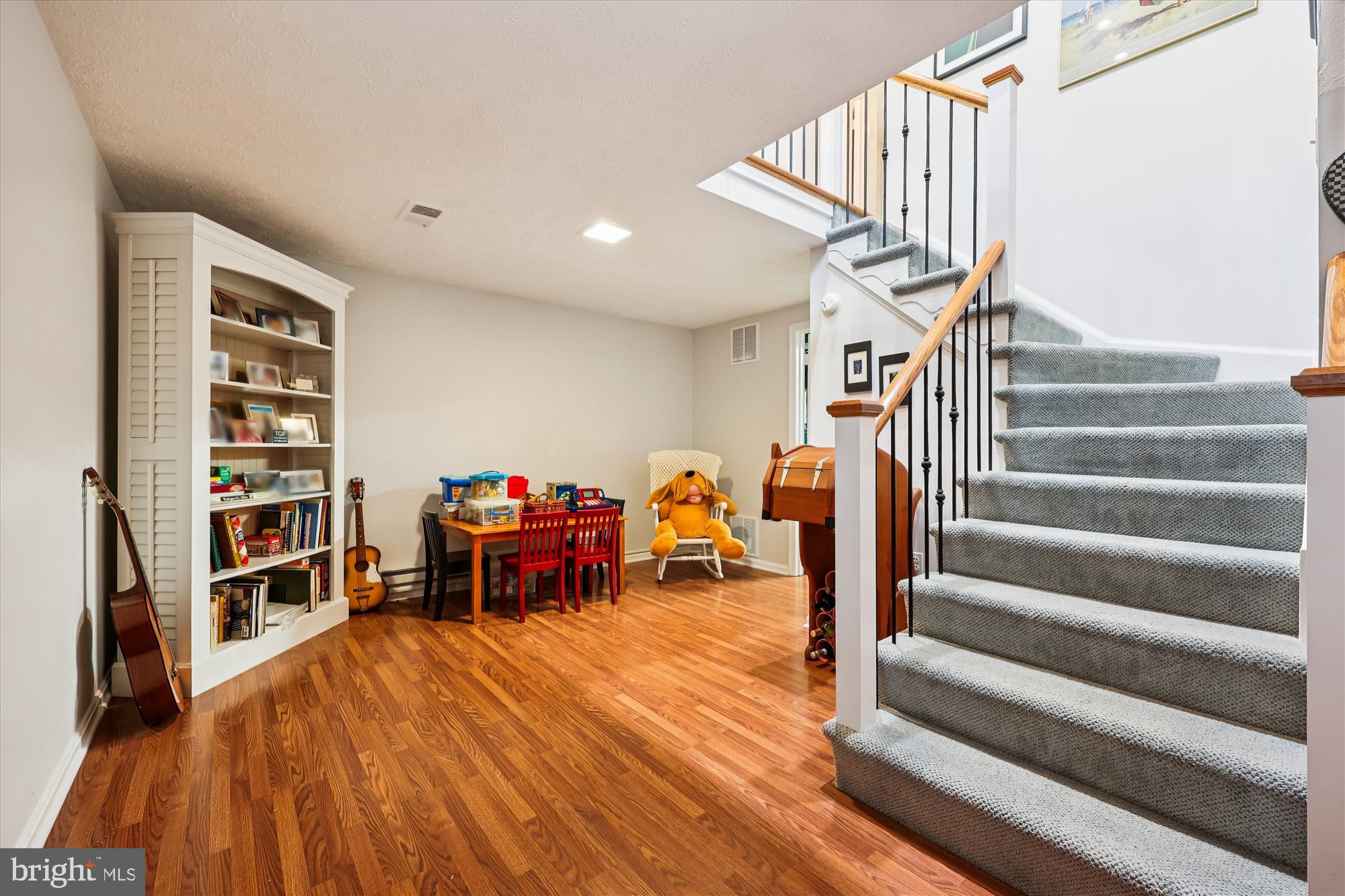 NORBECK ESTATES - Residential