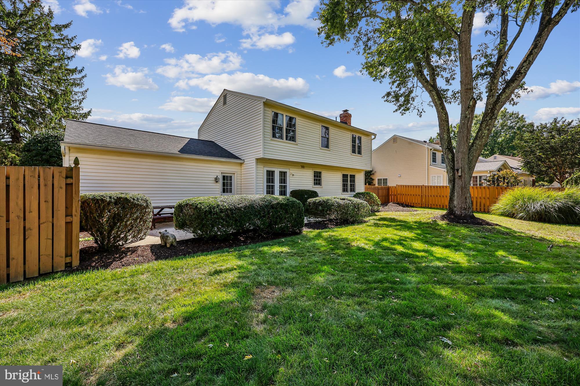 NORBECK ESTATES - Residential