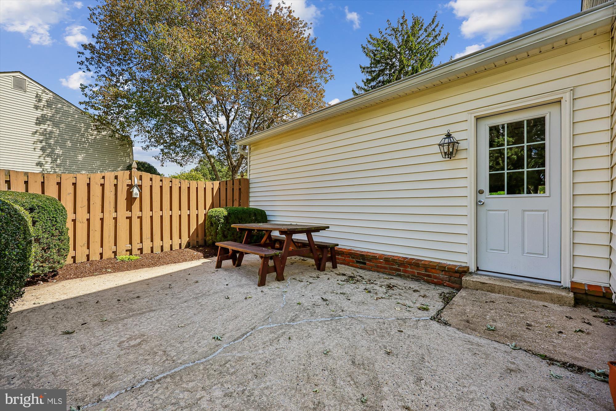 NORBECK ESTATES - Residential