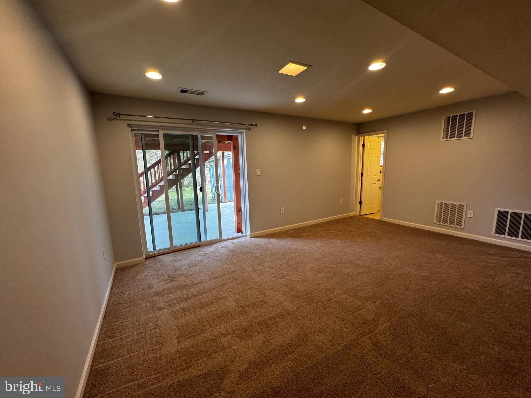 BURGUNDY ESTATES - Residential