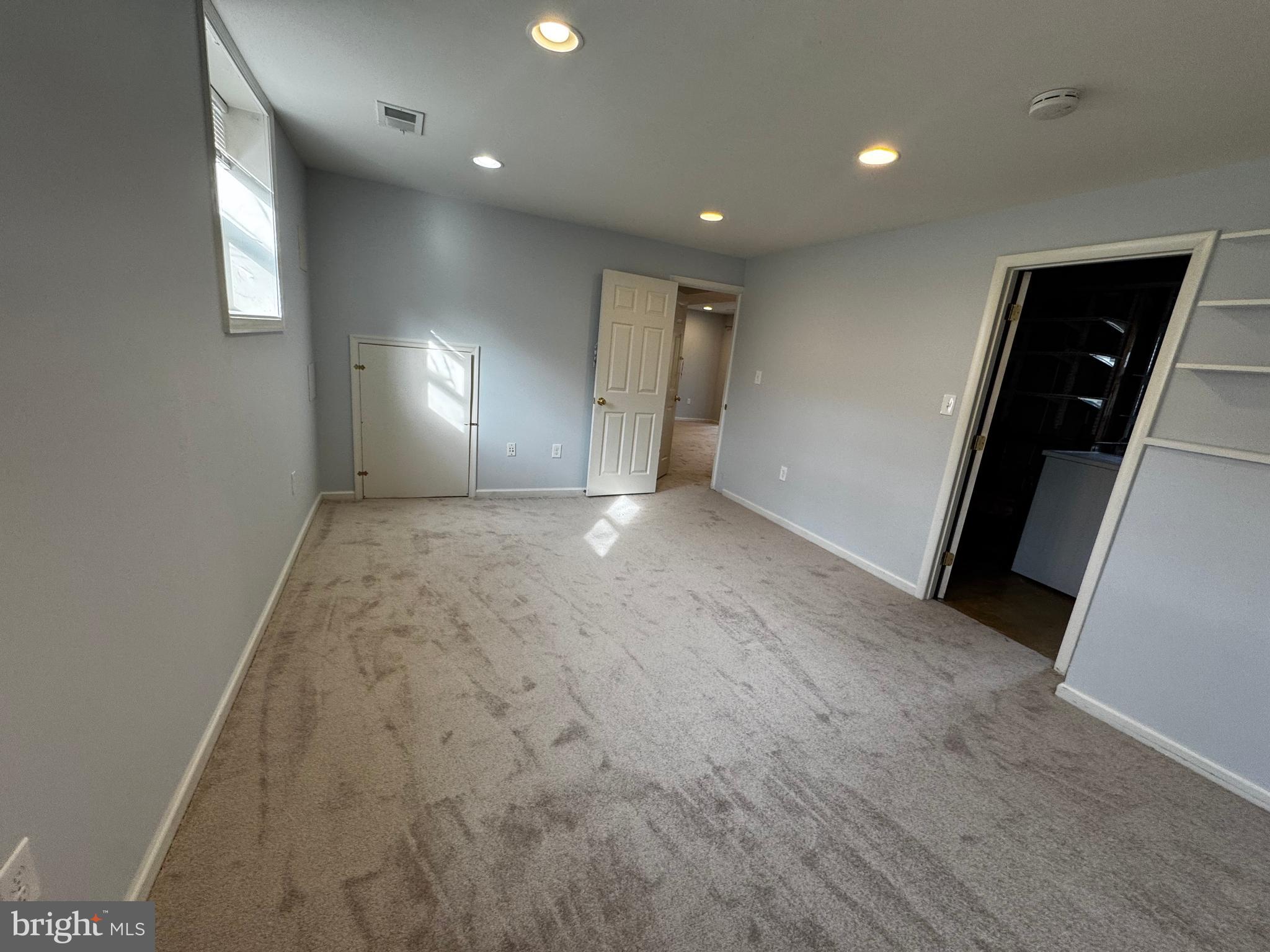 BURGUNDY ESTATES - Residential