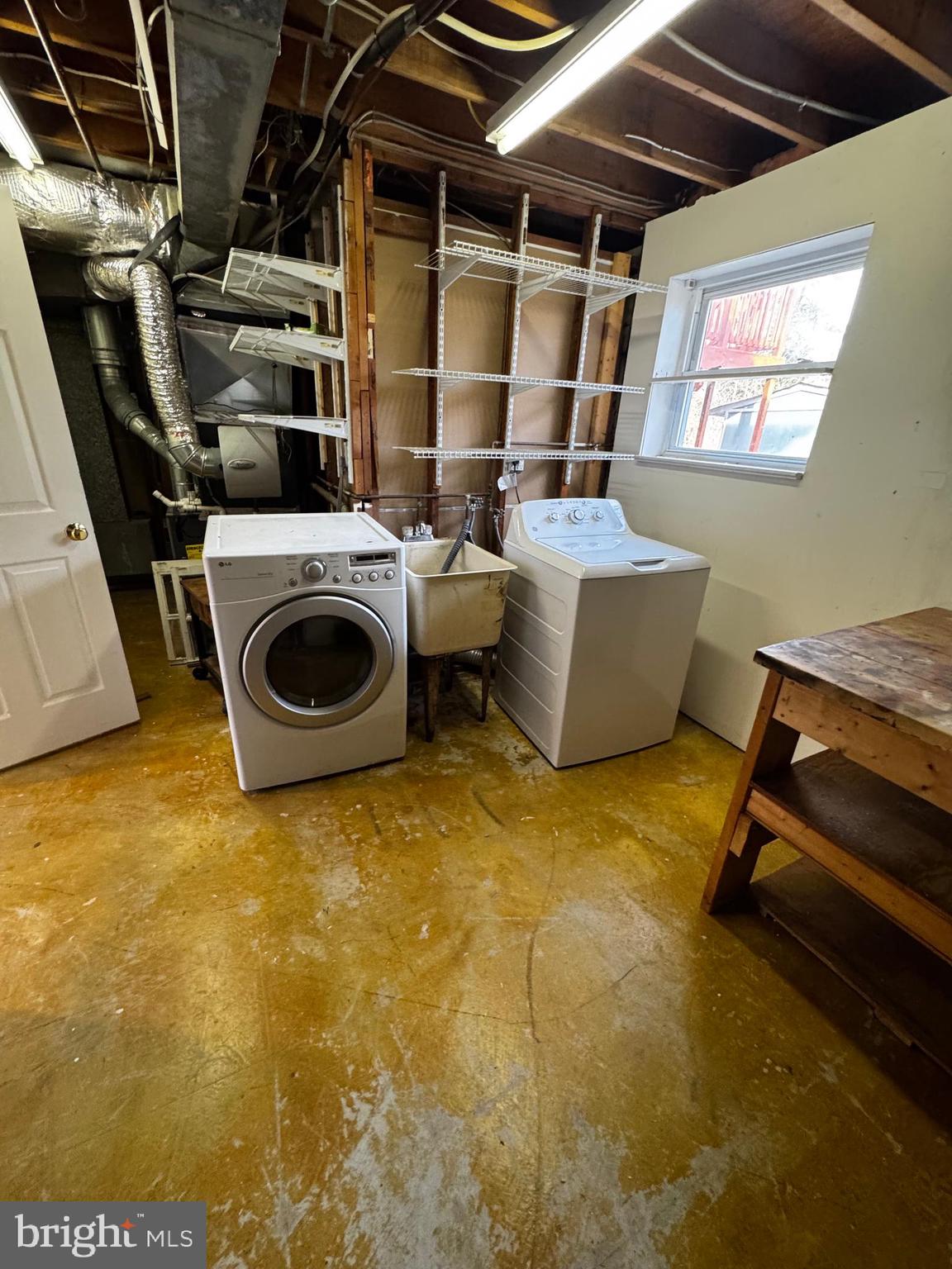 BURGUNDY ESTATES - Residential