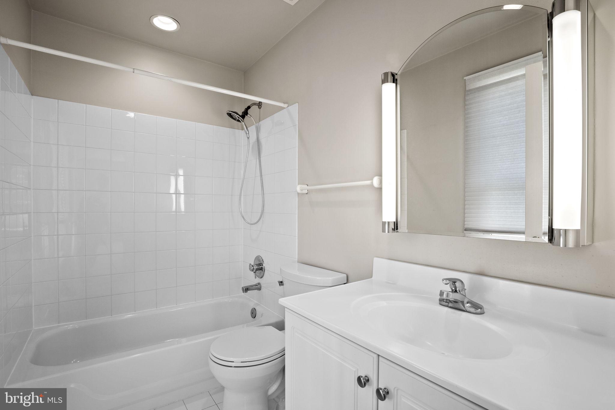 CABIN JOHN PARK - Residential