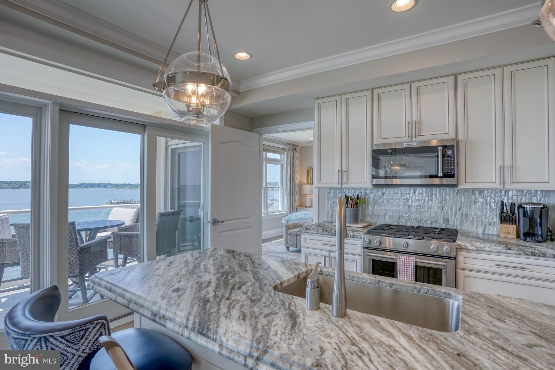 LIGHTHOUSE COVE - Residential