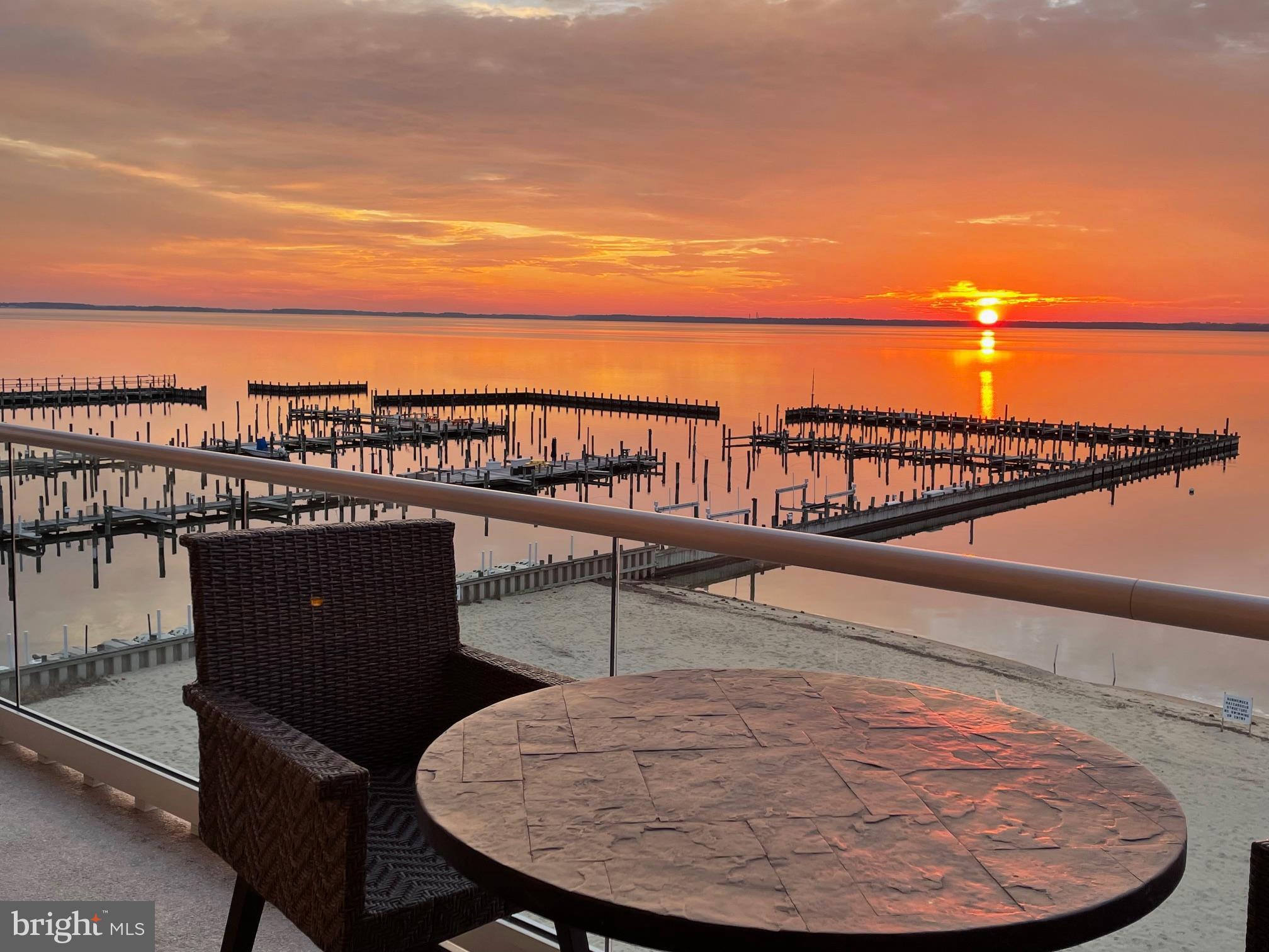 LIGHTHOUSE COVE - Residential