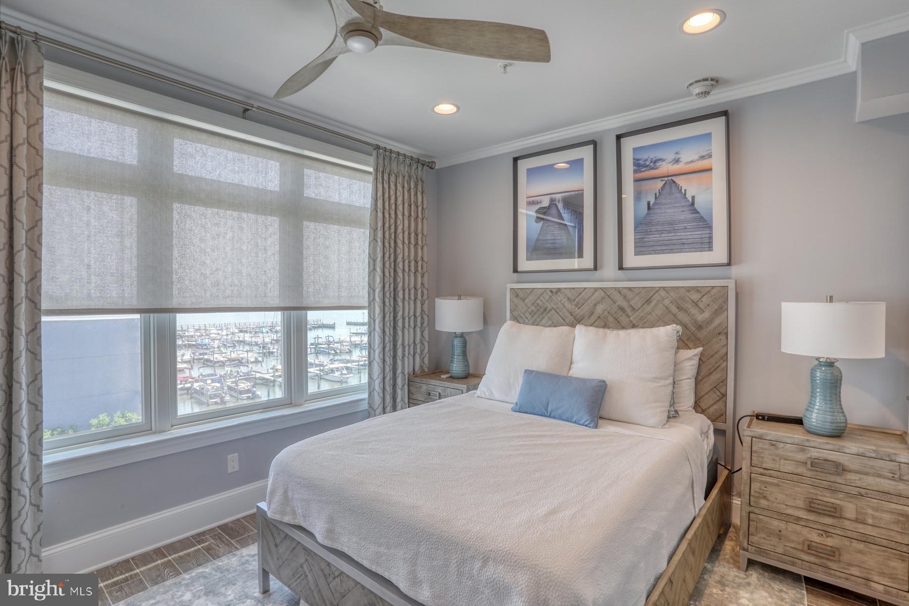 LIGHTHOUSE COVE - Residential