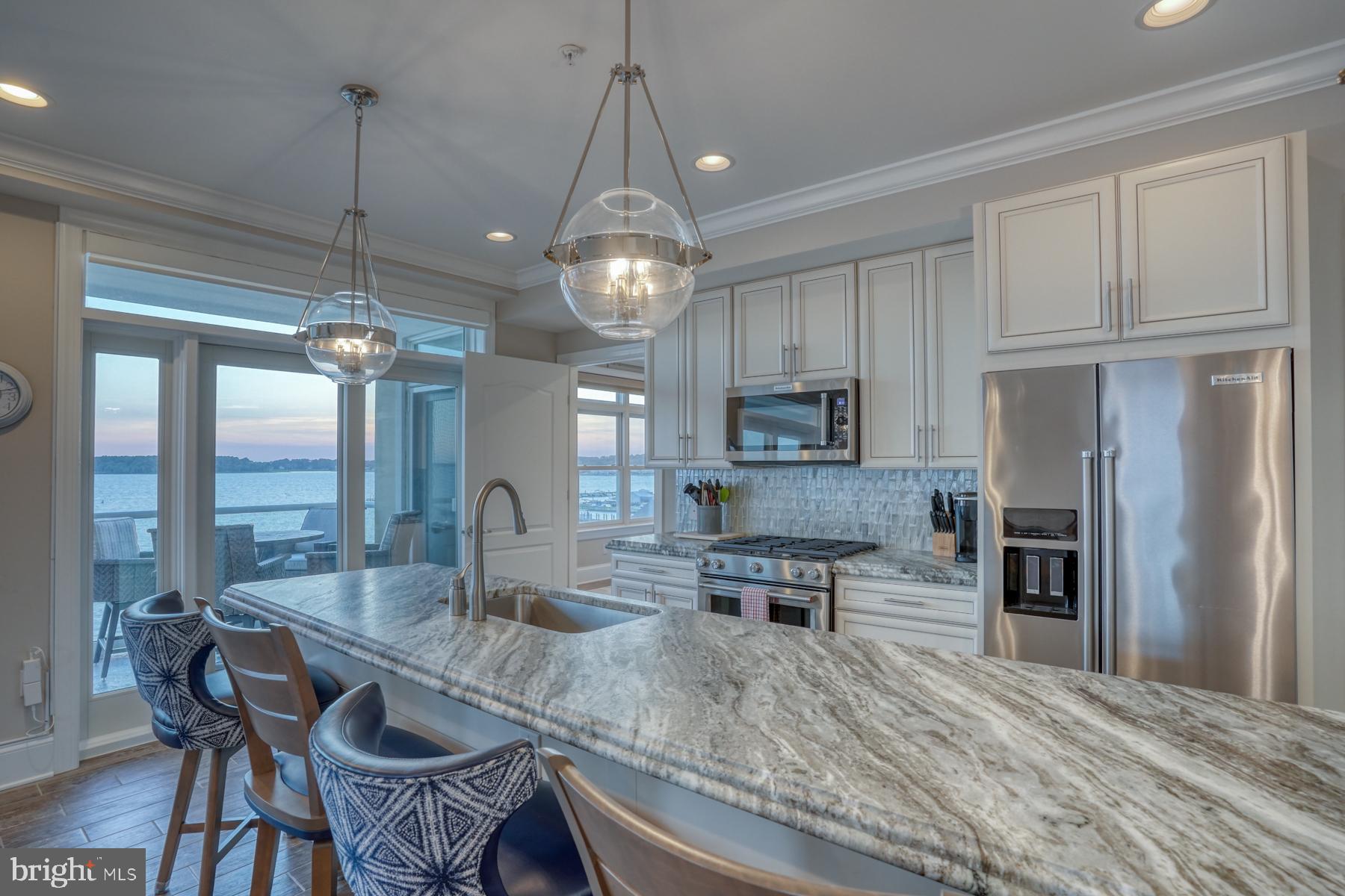 LIGHTHOUSE COVE - Residential