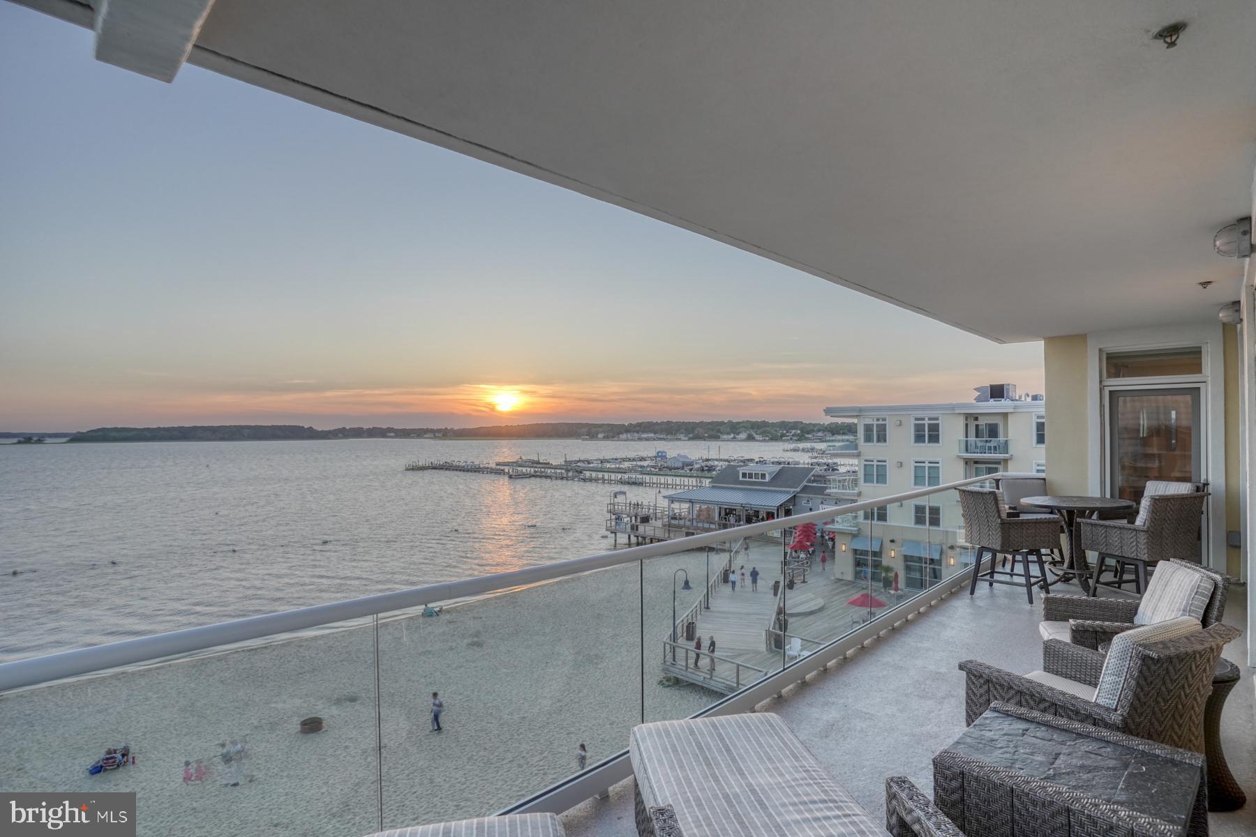 LIGHTHOUSE COVE - Residential