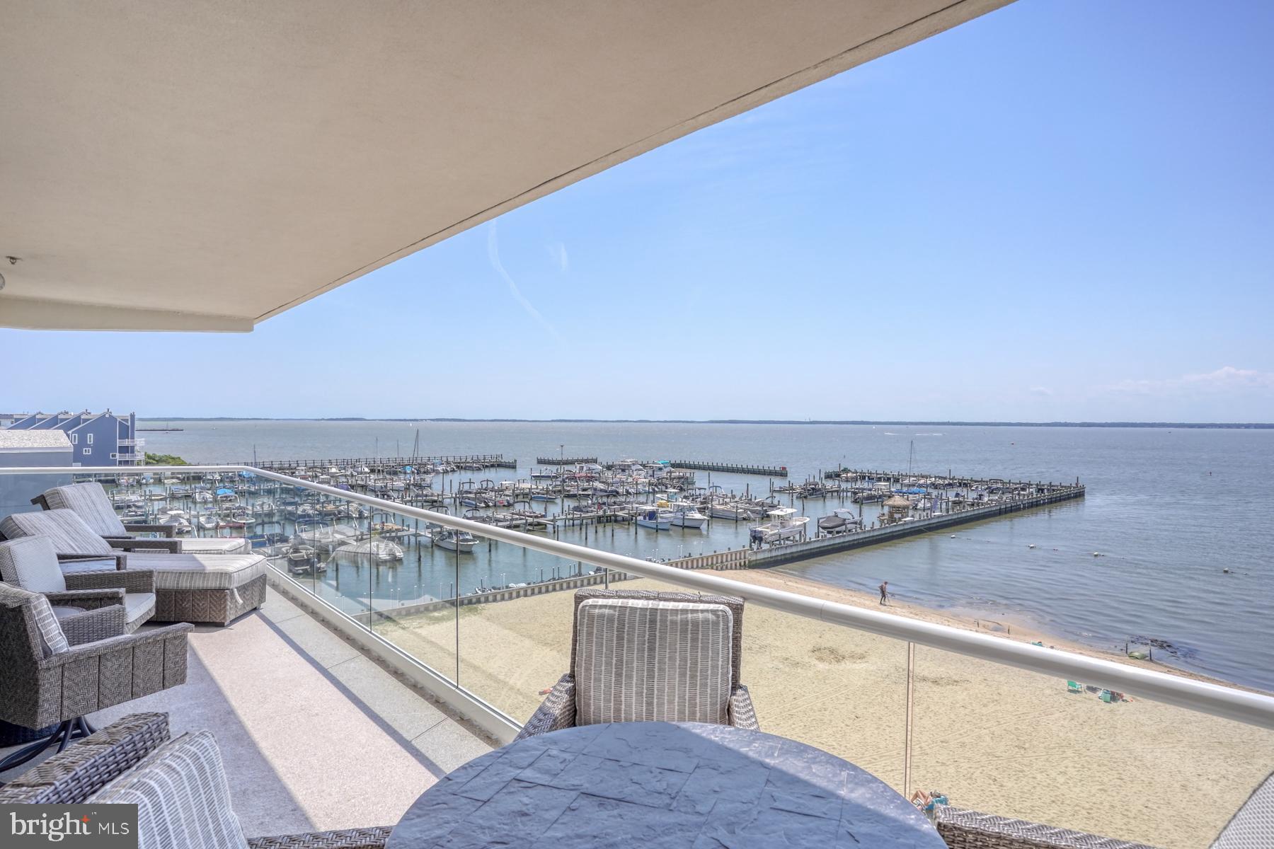 LIGHTHOUSE COVE - Residential