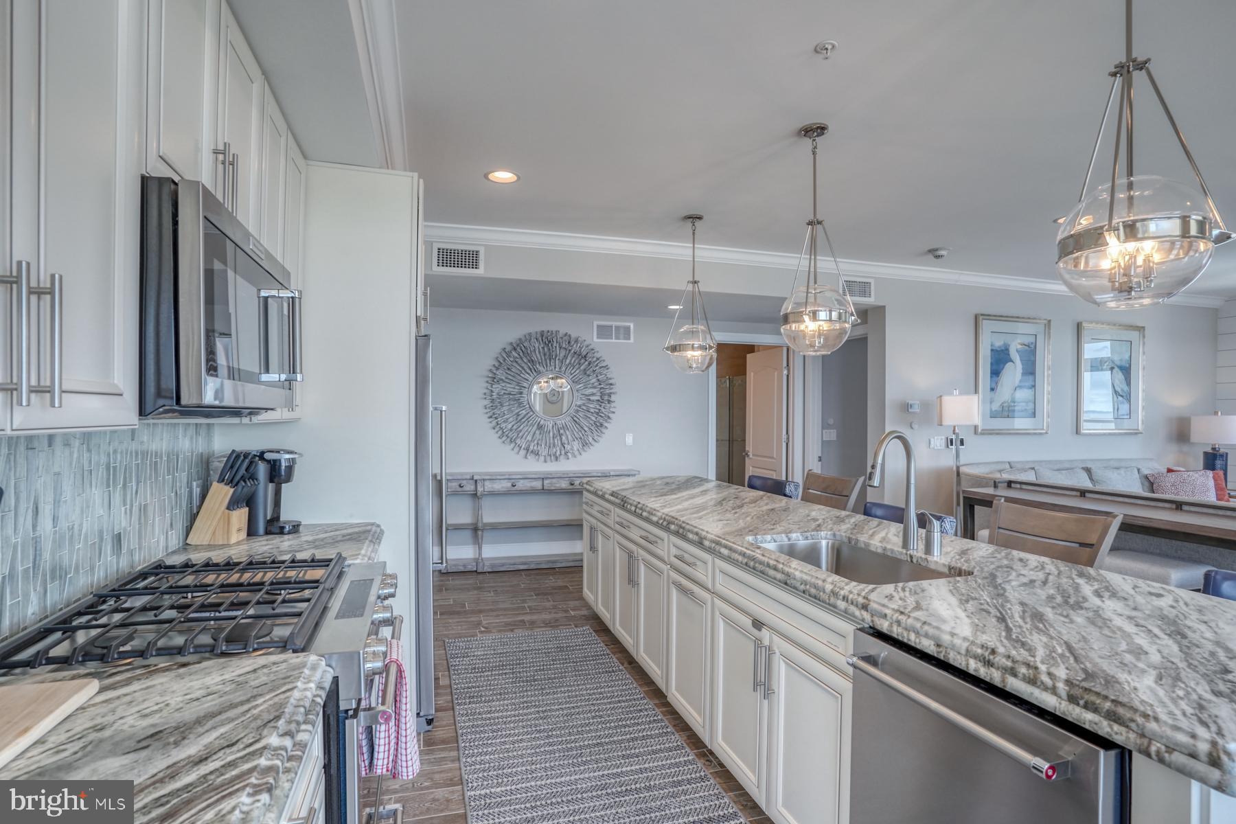 LIGHTHOUSE COVE - Residential