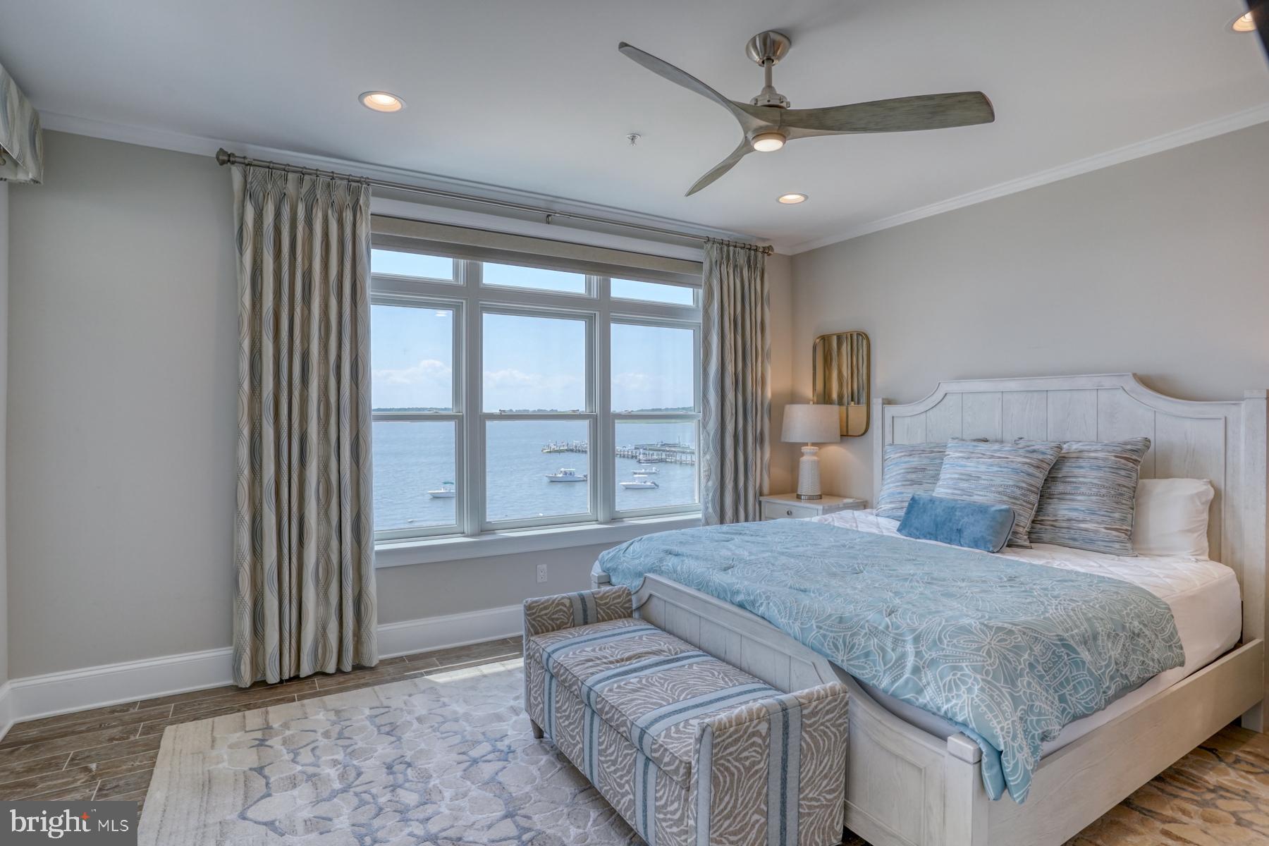 LIGHTHOUSE COVE - Residential