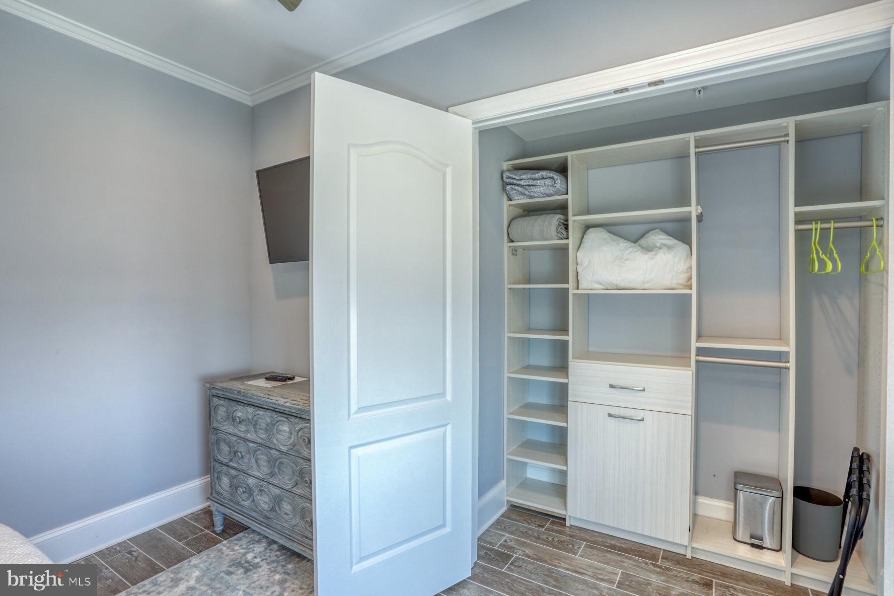 LIGHTHOUSE COVE - Residential