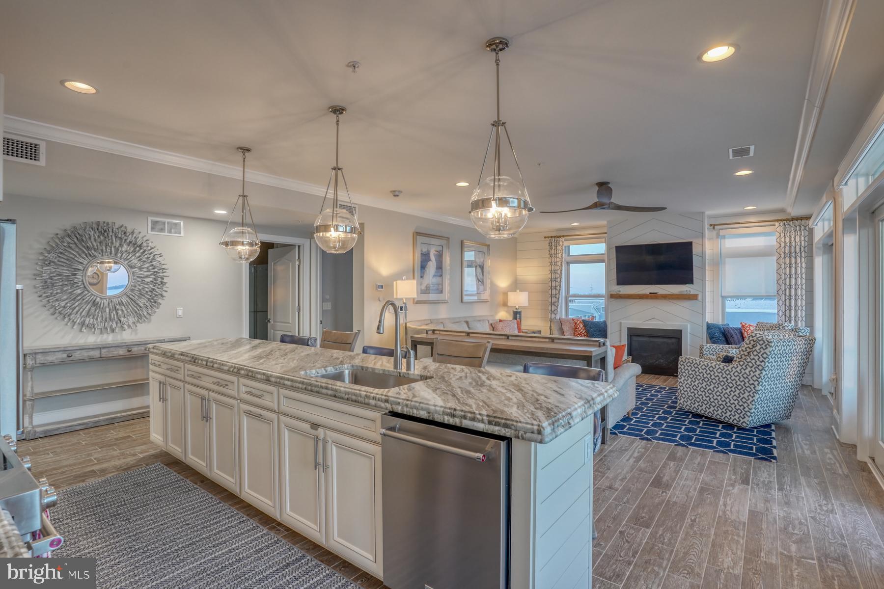 LIGHTHOUSE COVE - Residential