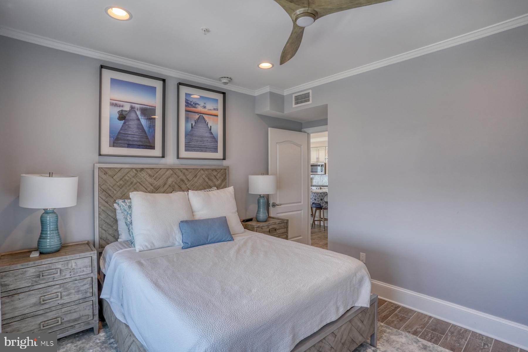 LIGHTHOUSE COVE - Residential