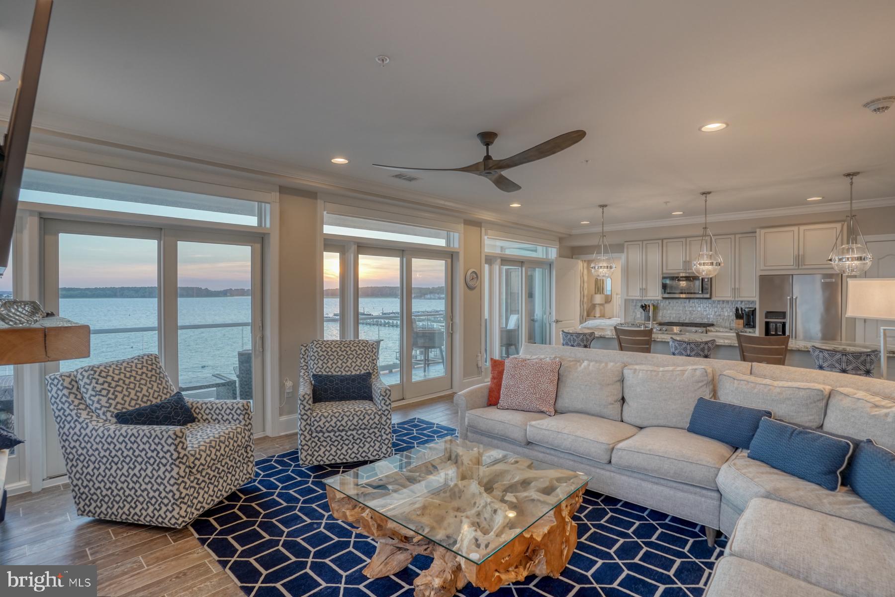 LIGHTHOUSE COVE - Residential